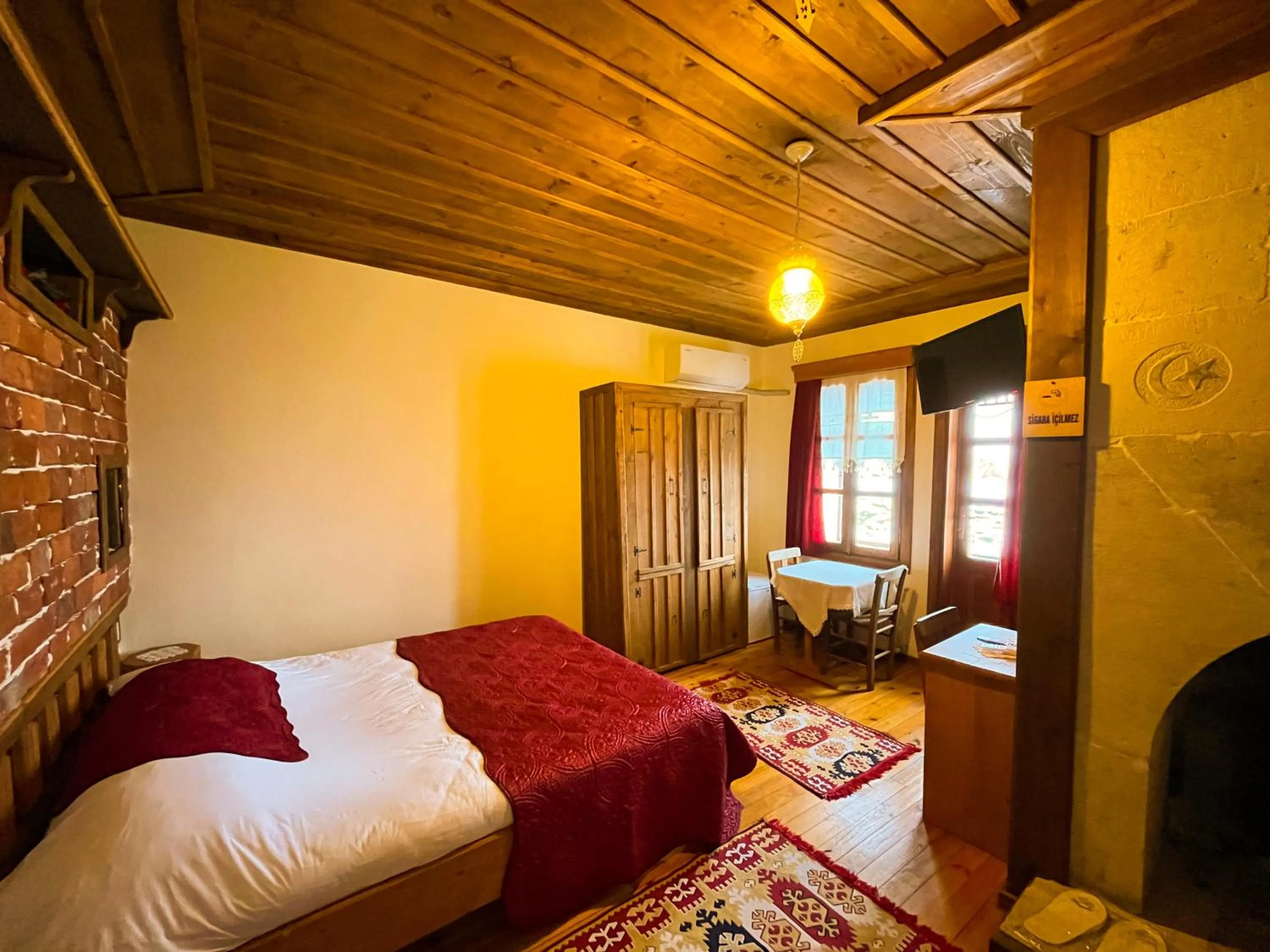 Bed in Kaf Dagi Konak Hotel