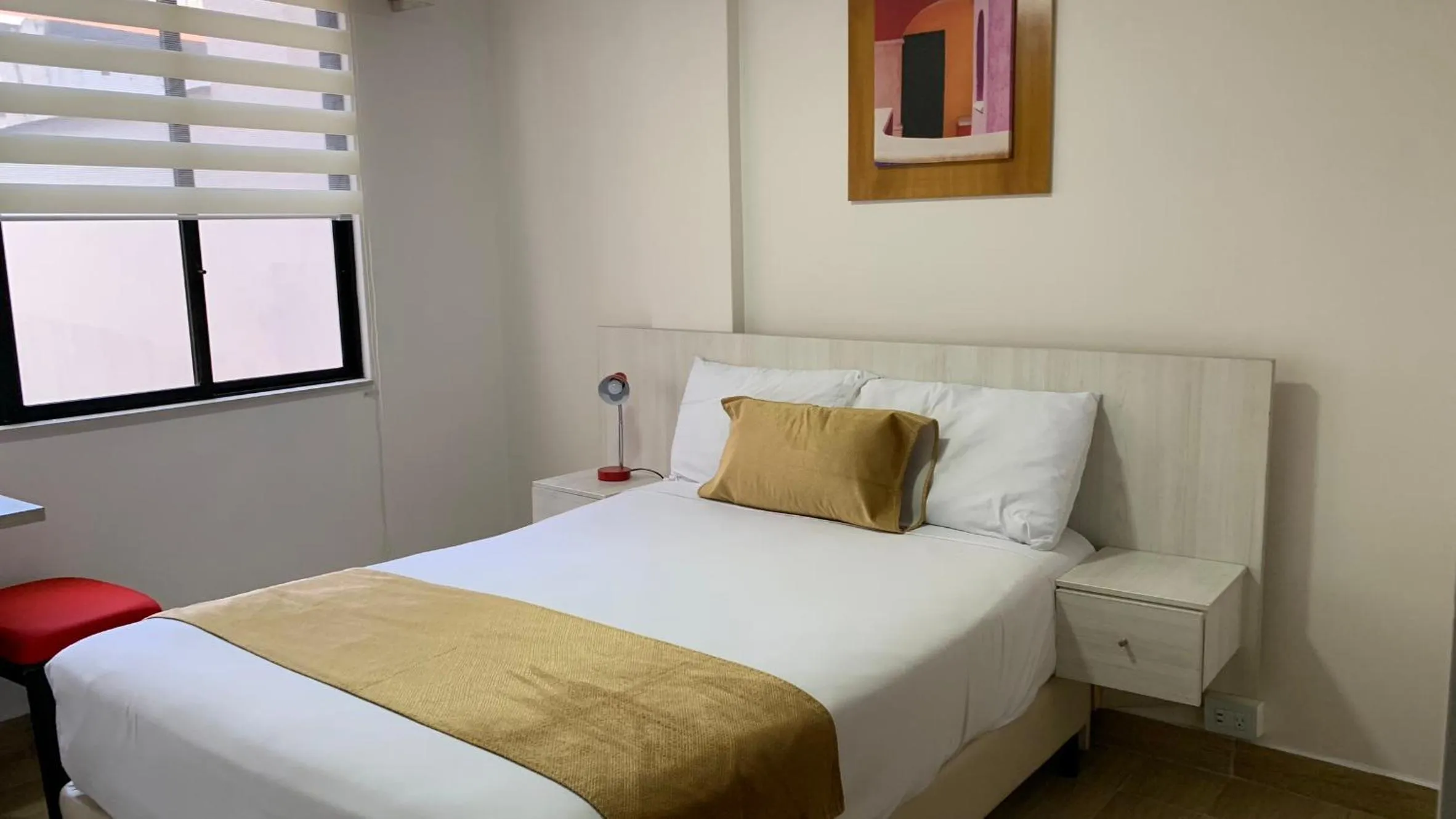 Bedroom, Bed in Hotel Mediterraneo Quito