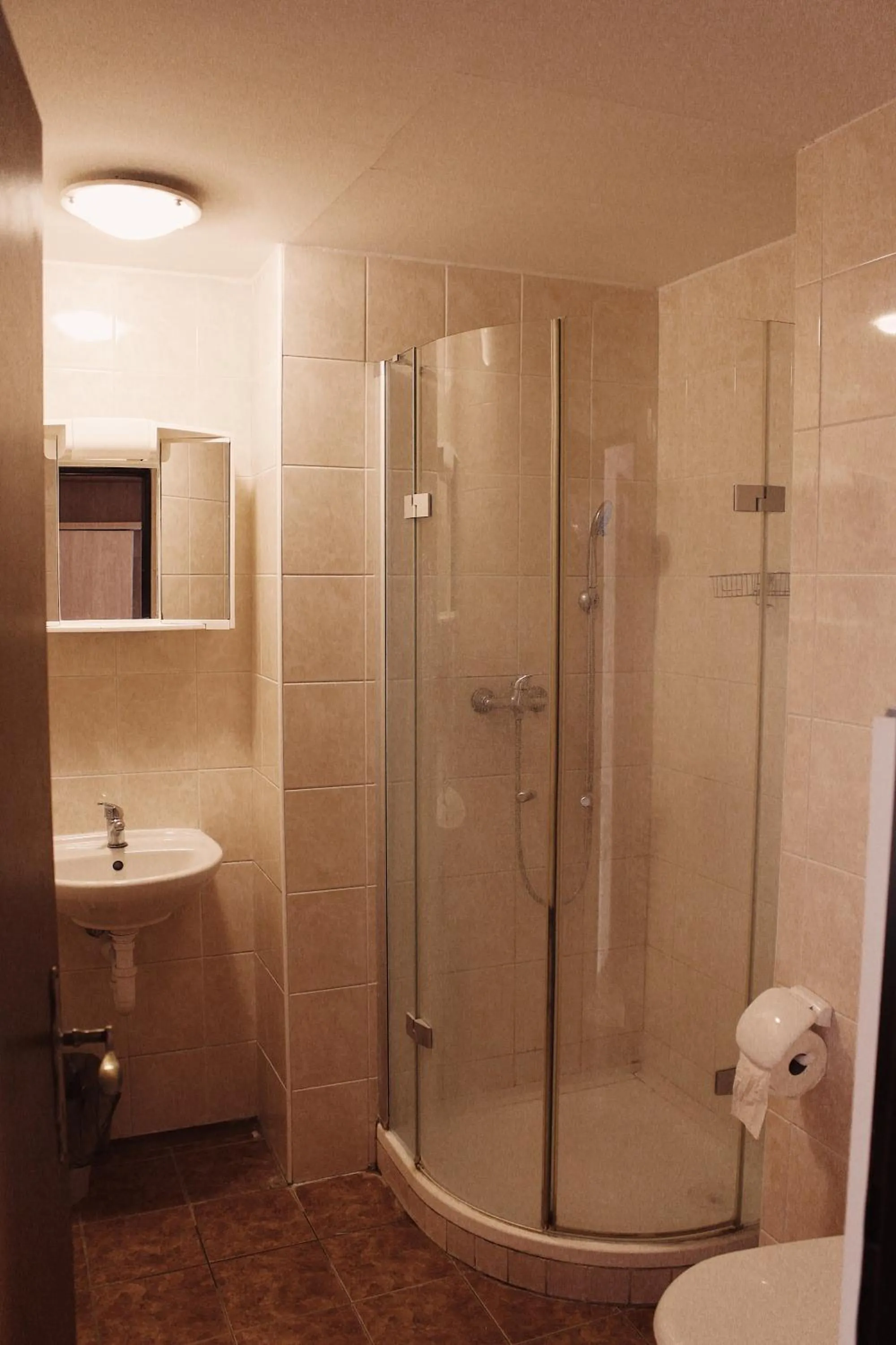 Shower in Hotel Amphone