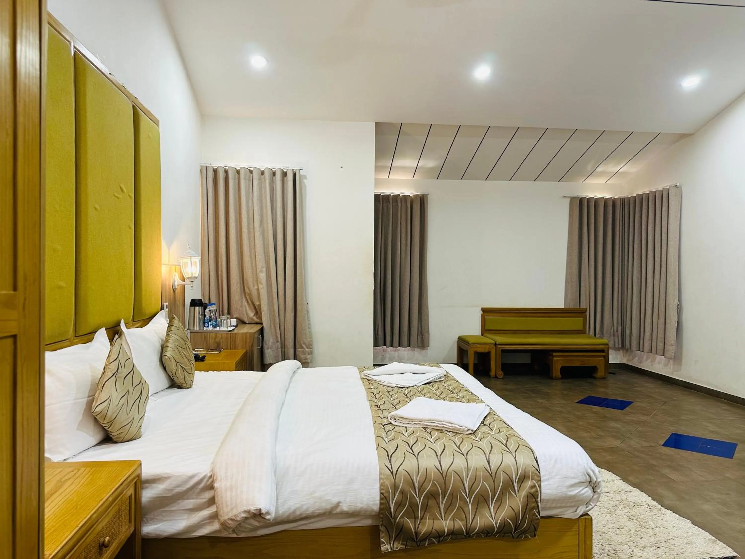 Bedroom, Bed in Lion Park Hotel & Resorts