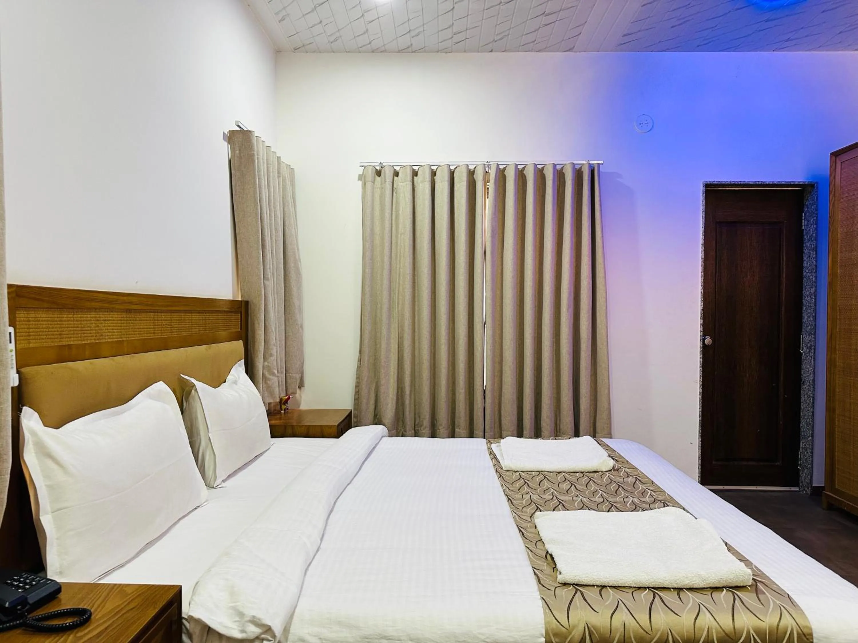 Photo of the whole room, Bed in Lion Park Hotel & Resorts