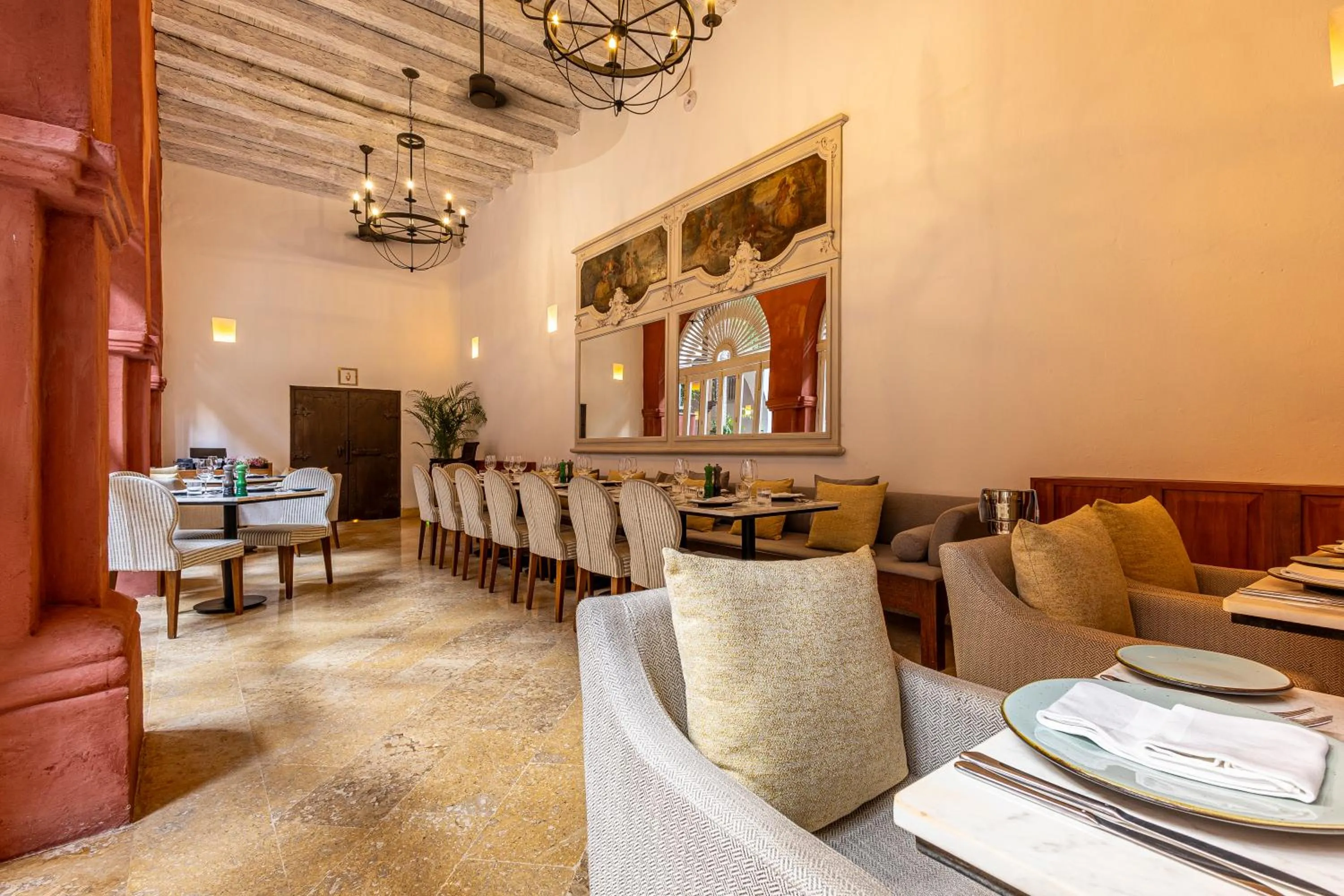 Restaurant/places to eat in Casa Pestagua Relais Châteaux