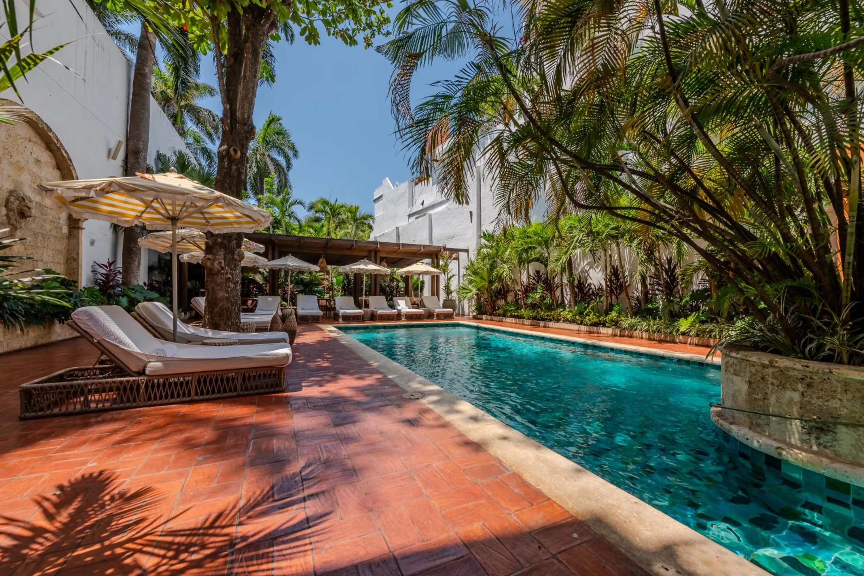 Swimming pool in Casa Pestagua Relais Châteaux