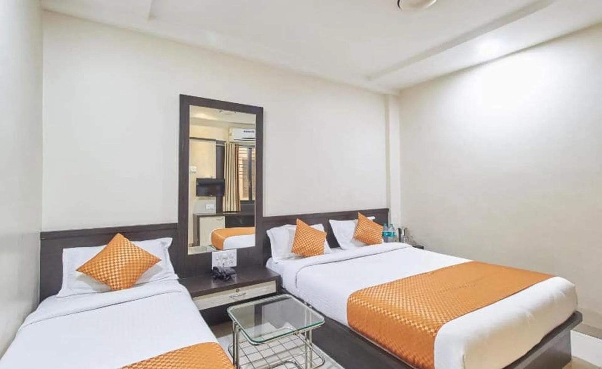 Bedroom in Hotel Shanti Kamal