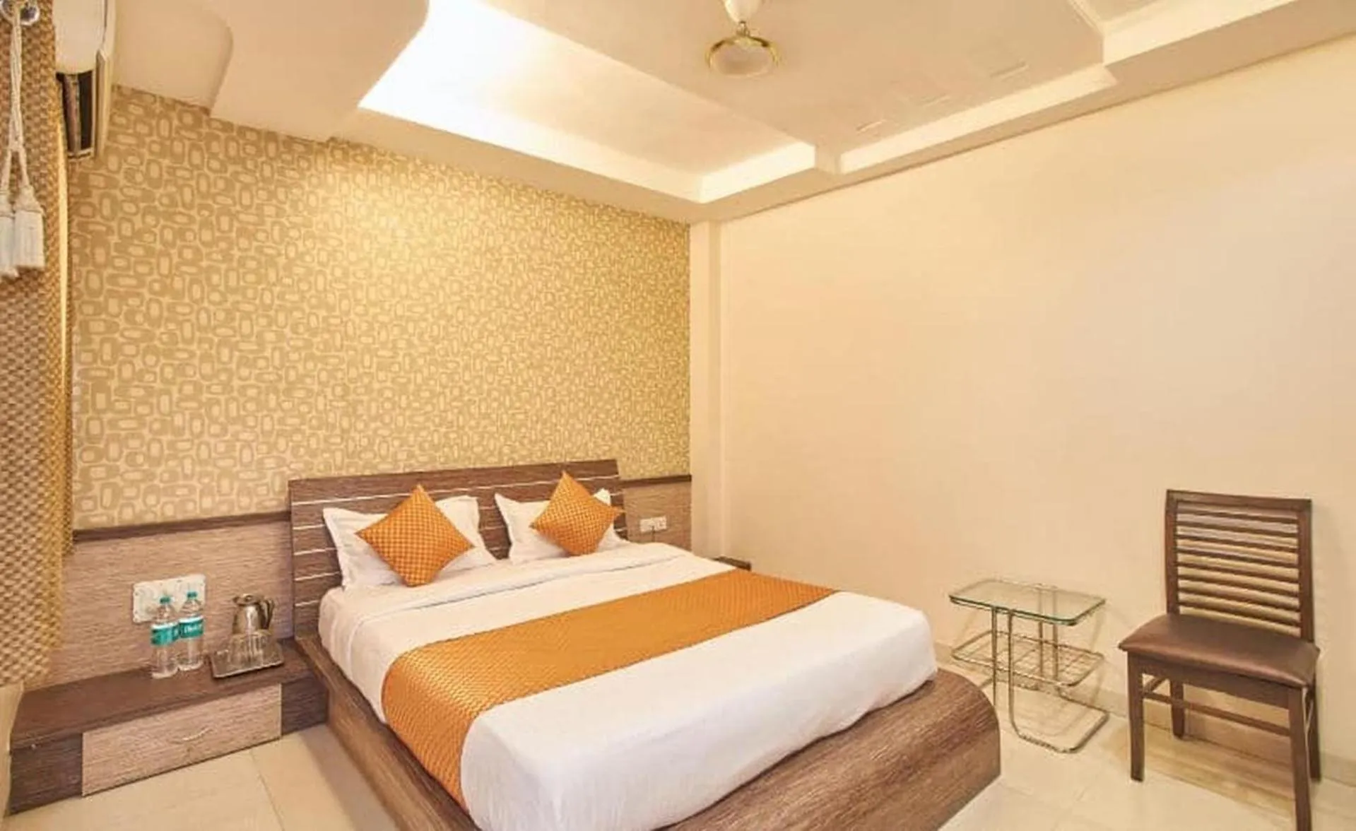 Bedroom in Hotel Shanti Kamal