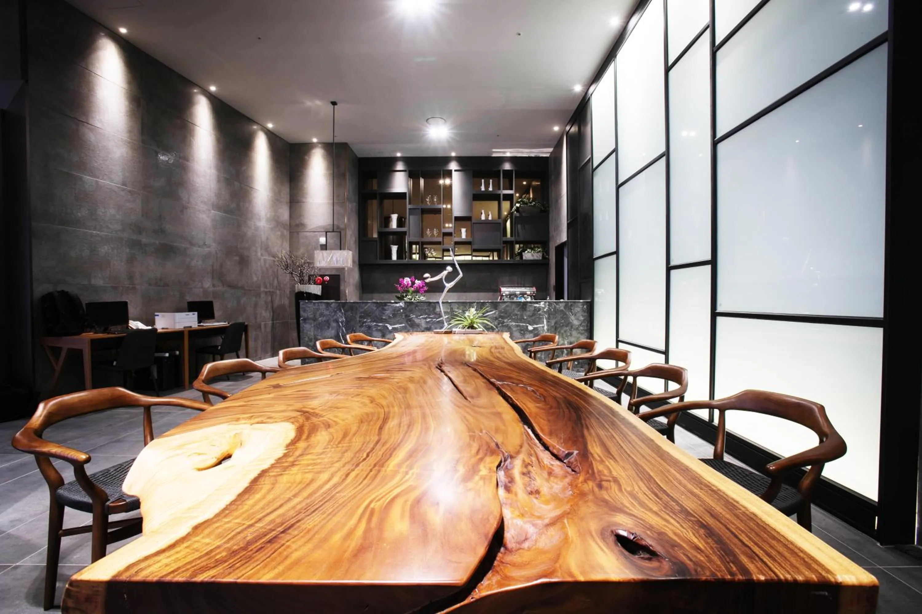 Lounge or bar in Sky View Hotel