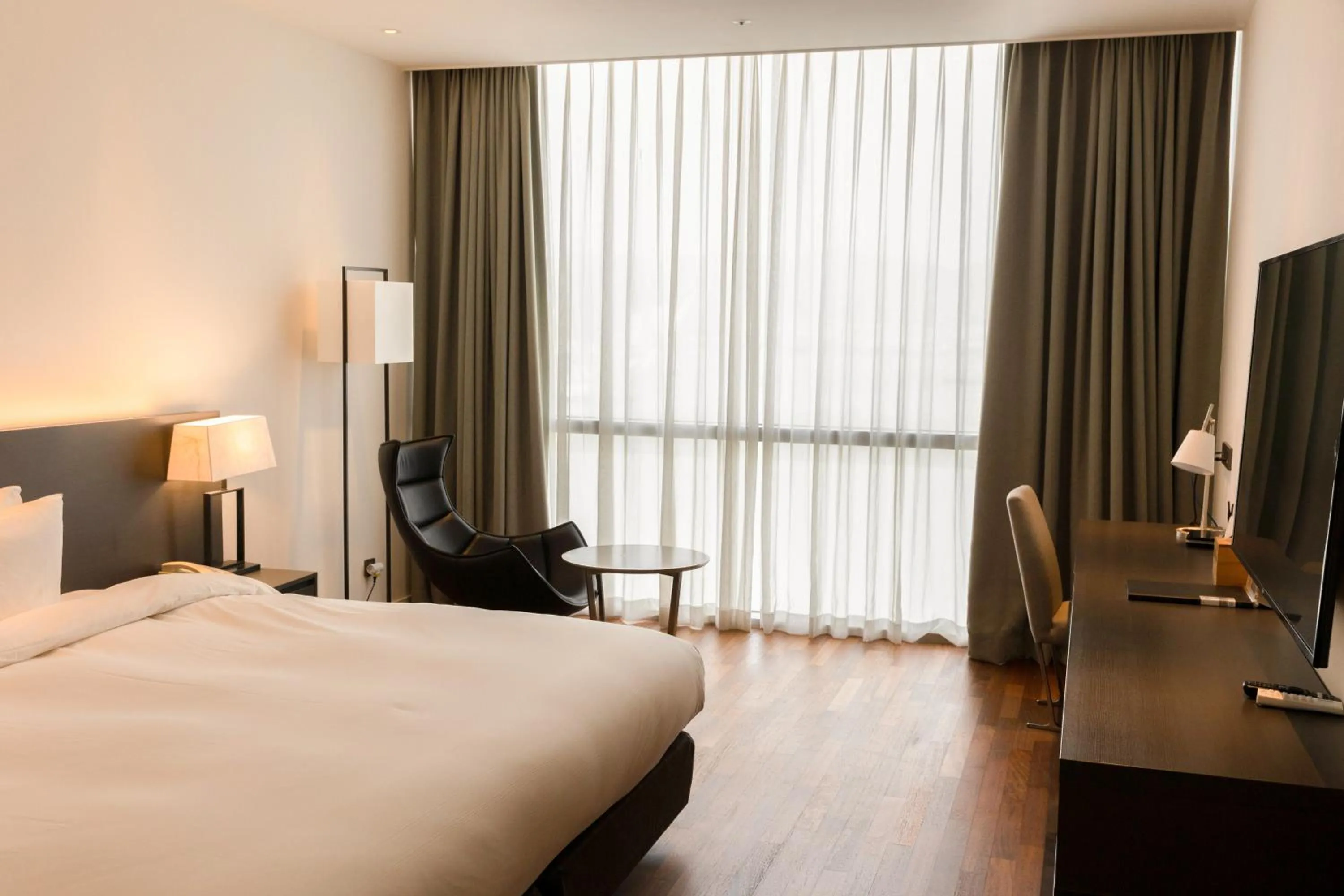 Bed in Sky View Hotel