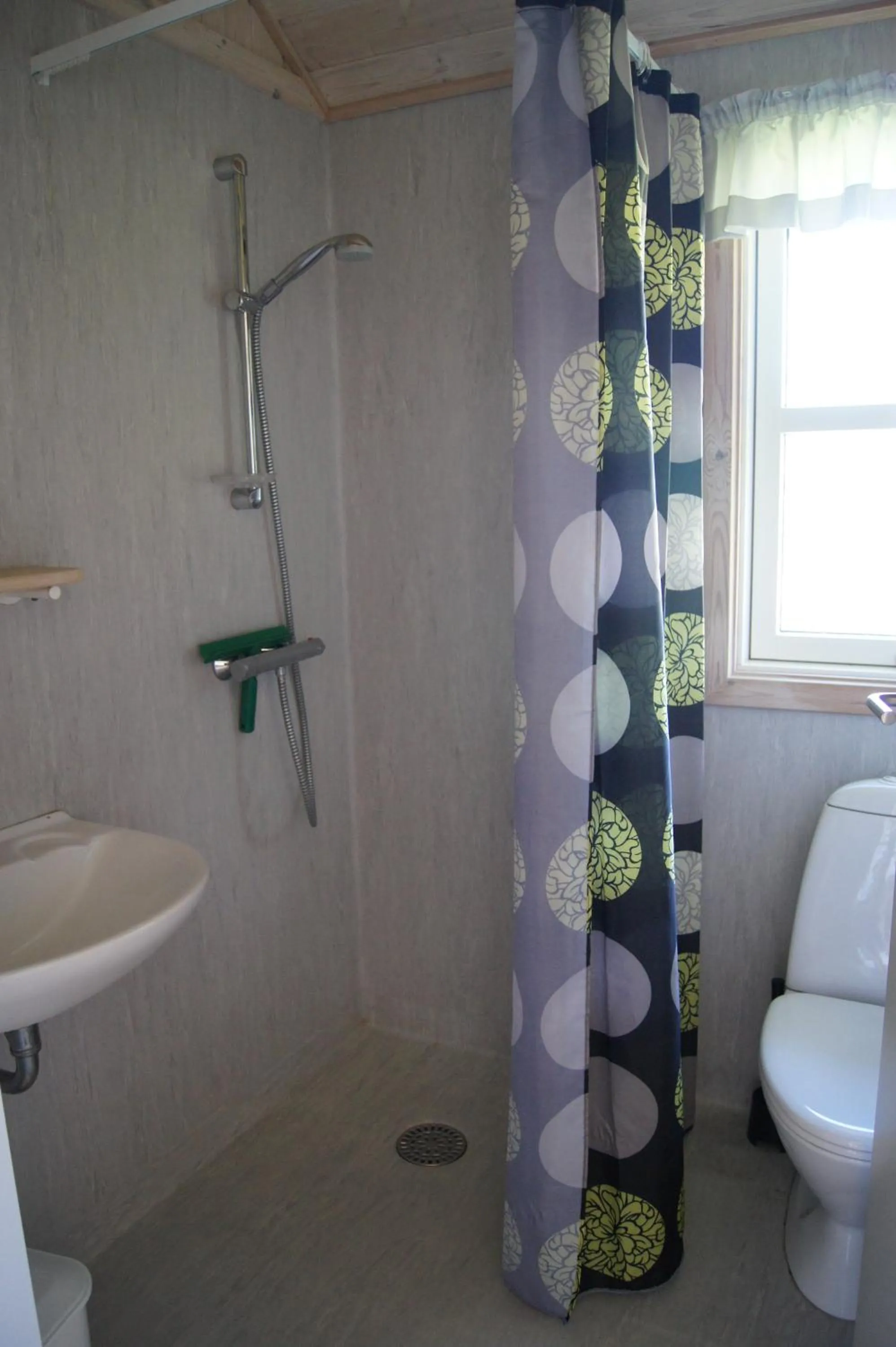 Bathroom in Gl. Klitgaard Camping & Cottages