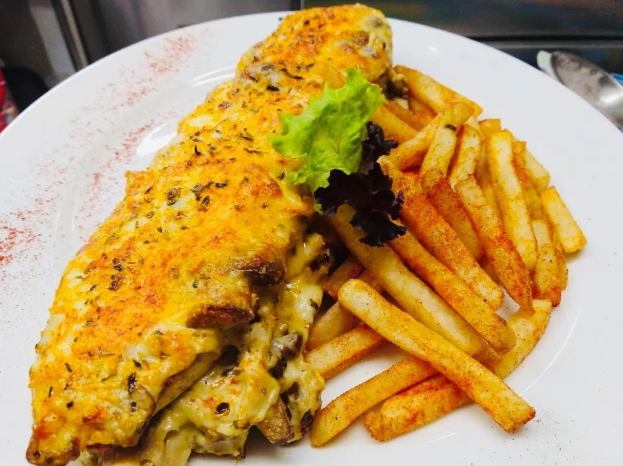 Food and drinks in Hotel Mediterraneo