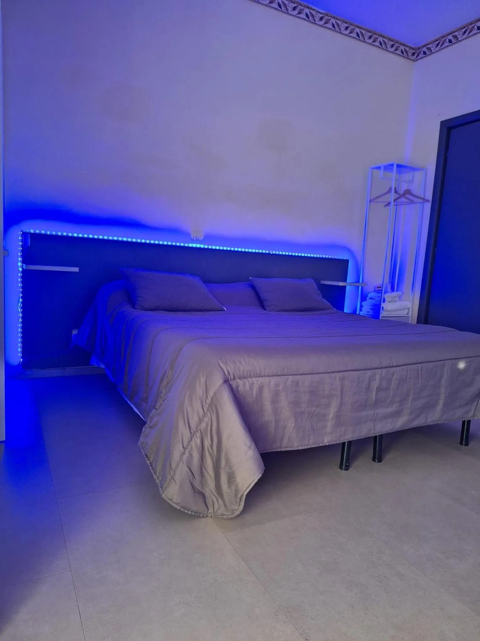 Bed in Tarchon Luxury B&B