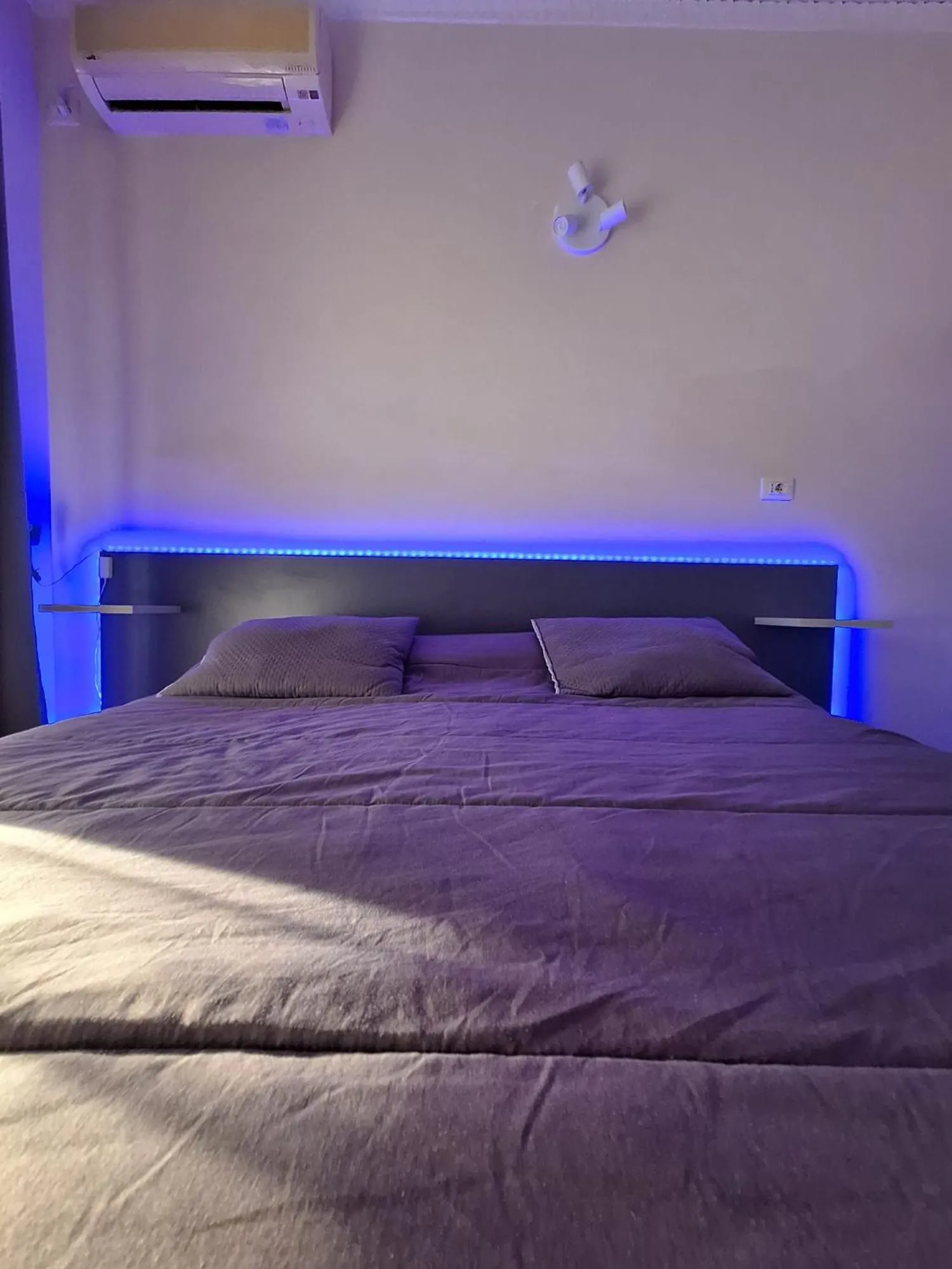 Bed in Tarchon Luxury B&B