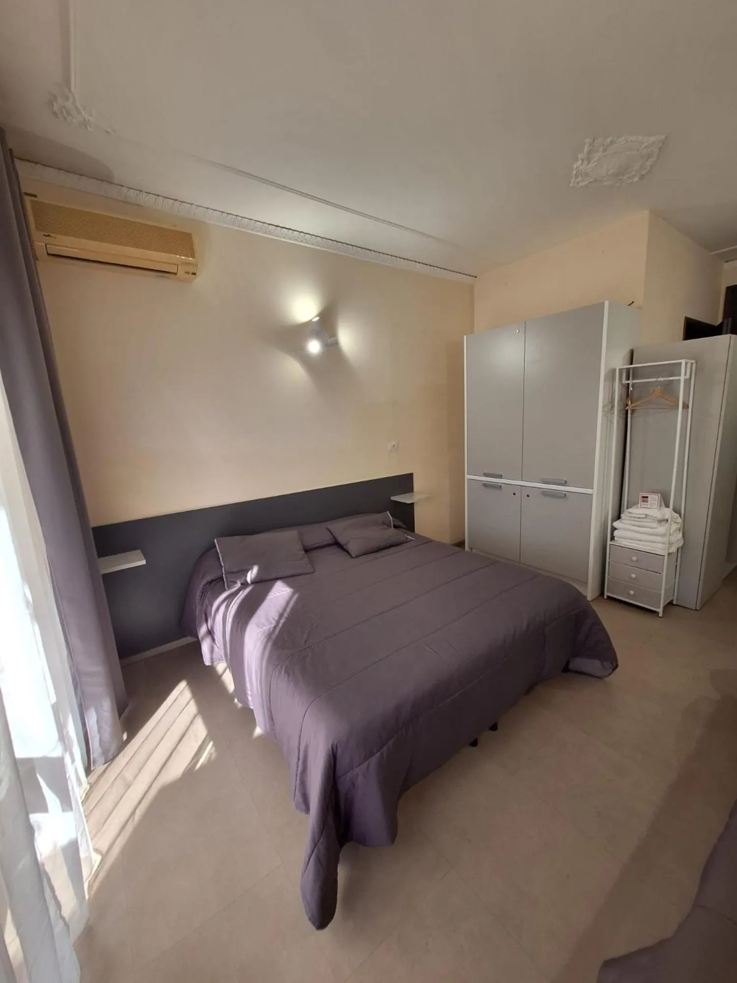 Bed in Tarchon Luxury B&B