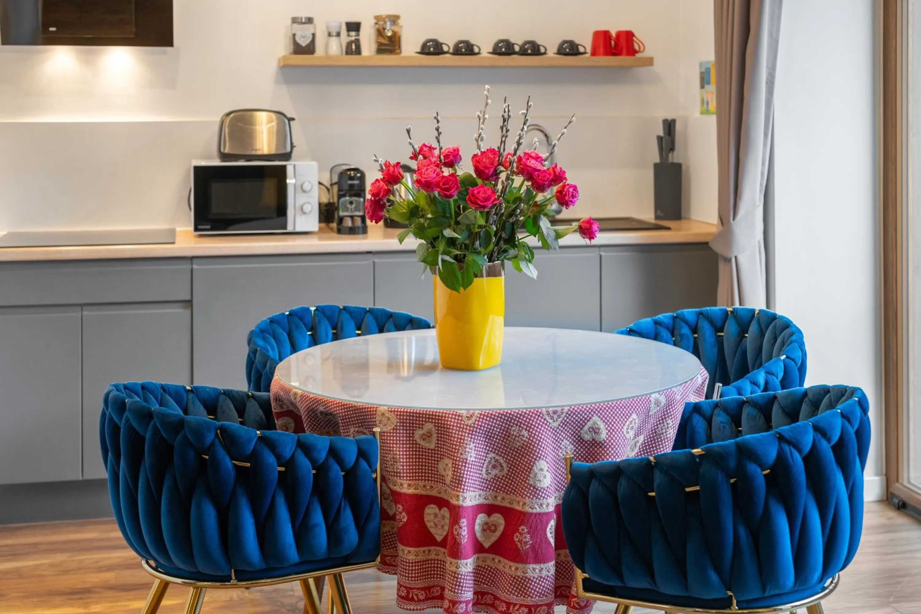 WILLA JAROSTA & SPA, AC -free parking