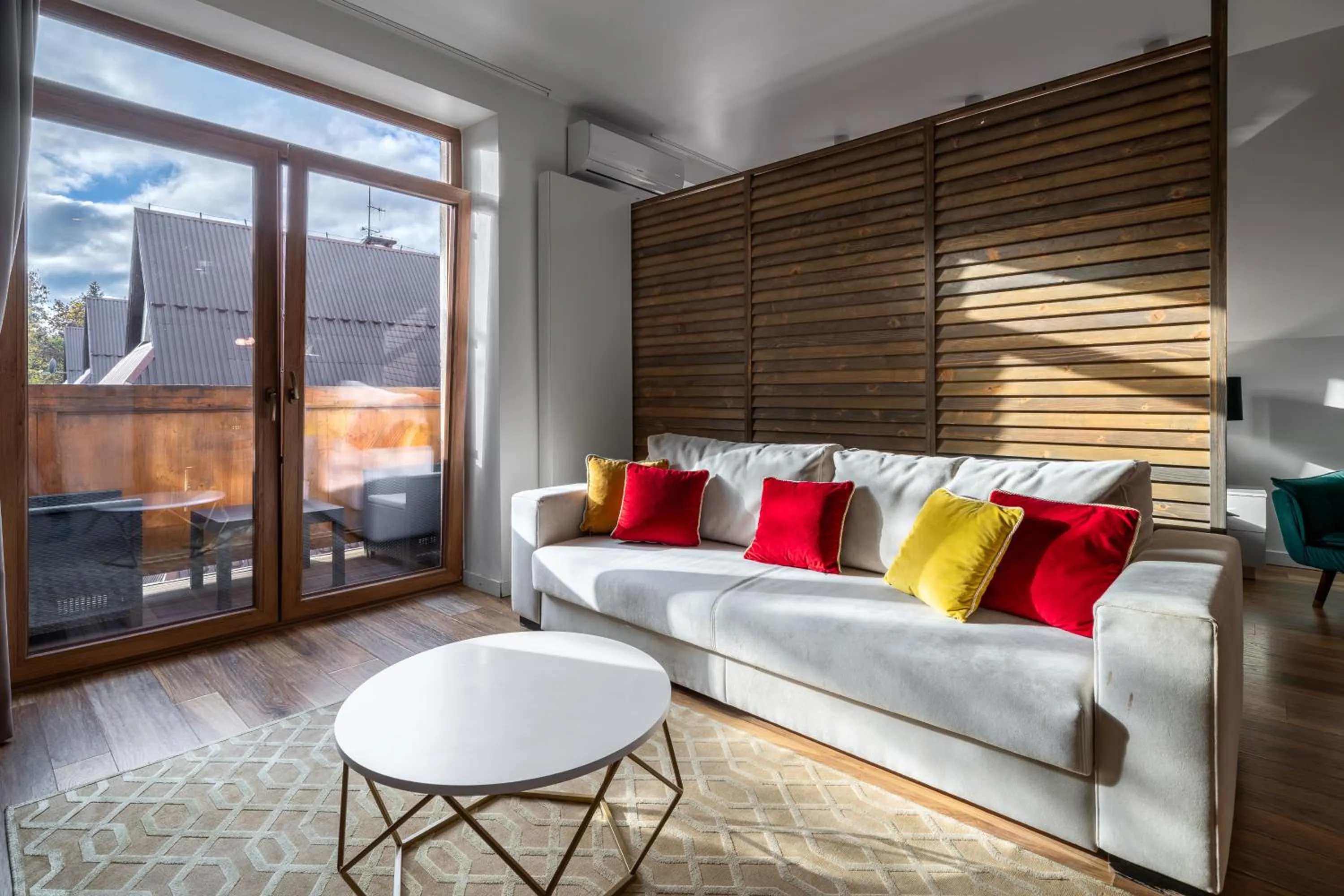 WILLA JAROSTA & SPA, AC -free parking