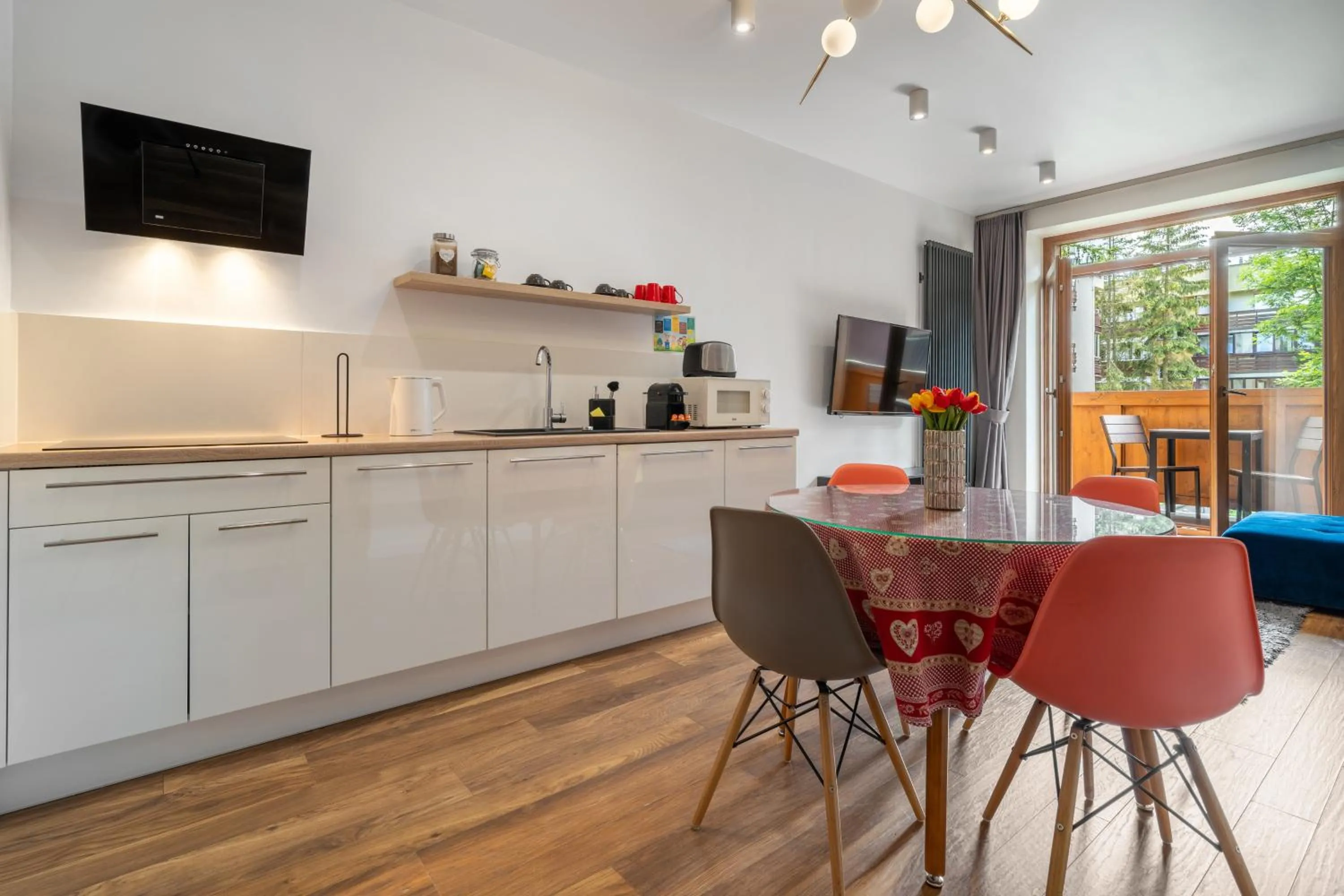 WILLA JAROSTA & SPA, AC -free parking