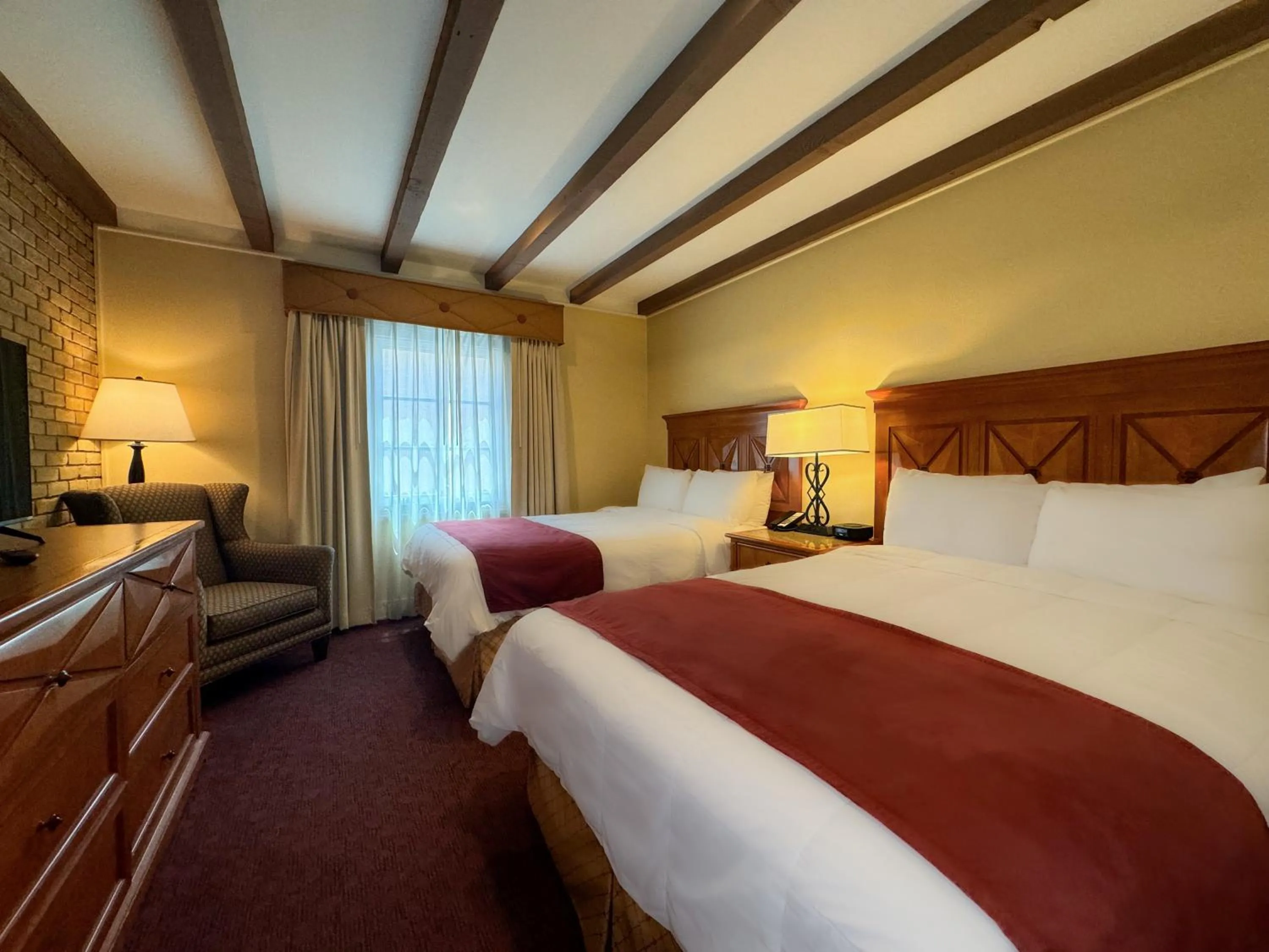 Bed in La Posada Hotel