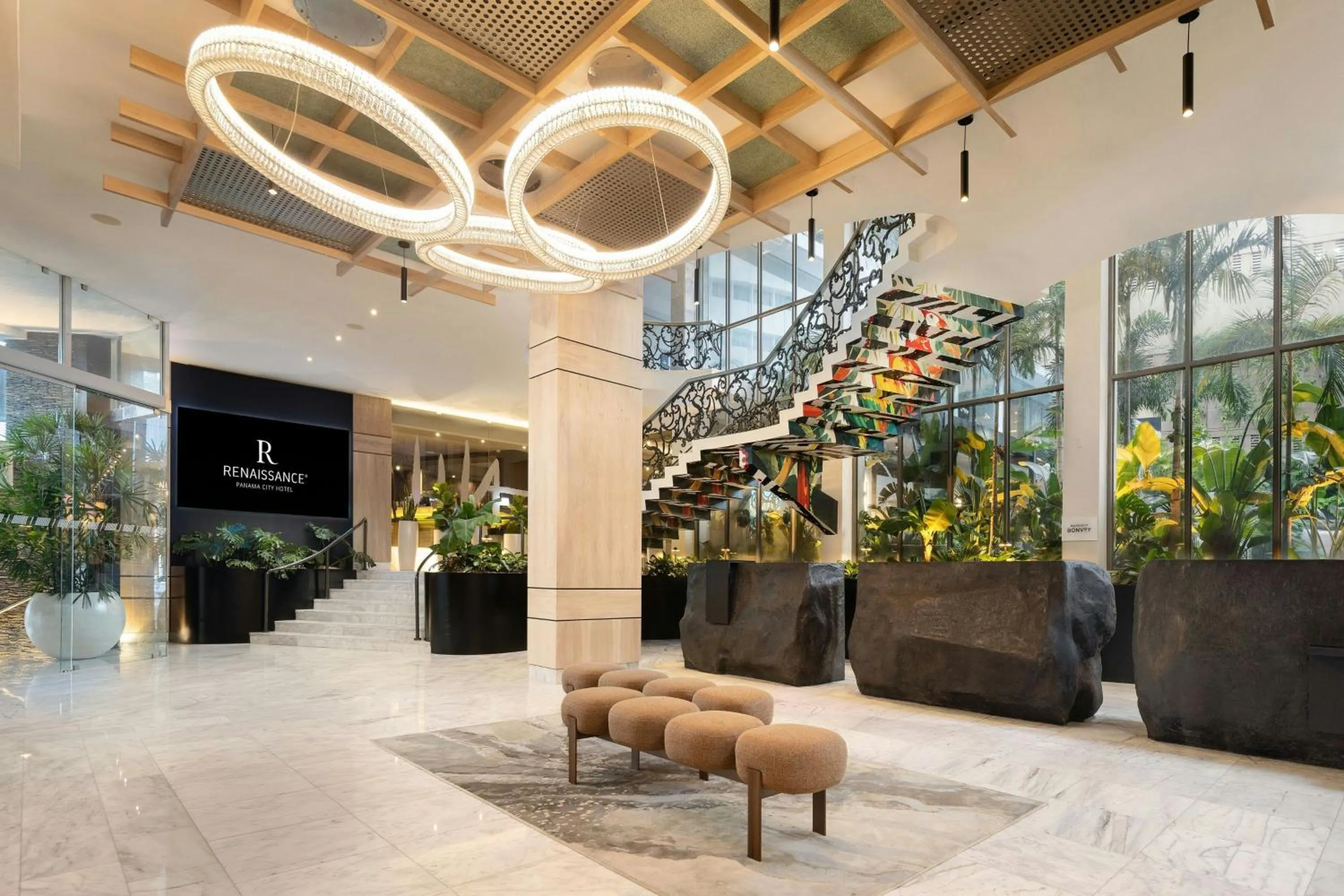 Lobby or reception in Renaissance Panama City Hotel