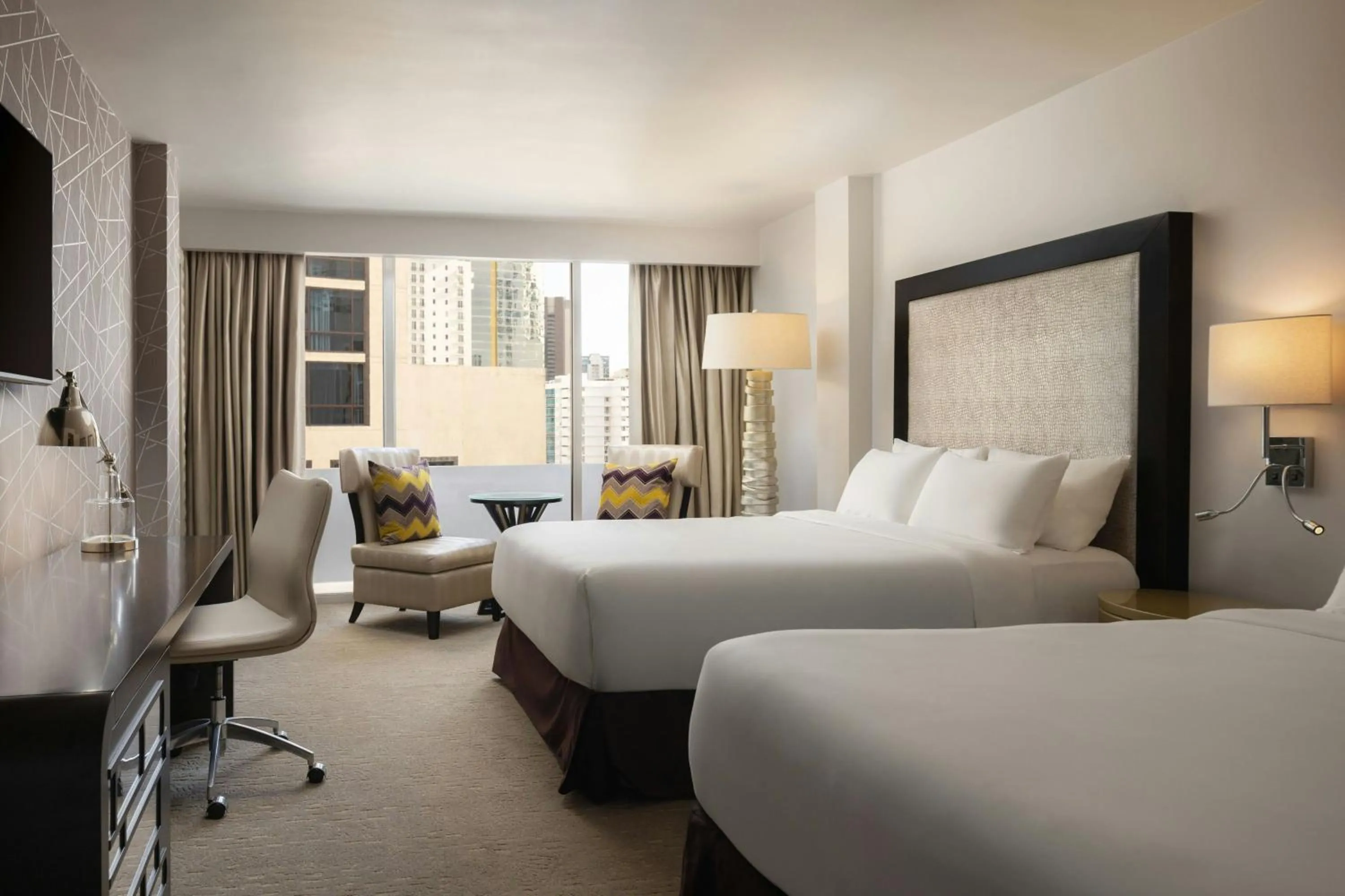 Photo of the whole room, Bed in Renaissance Panama City Hotel