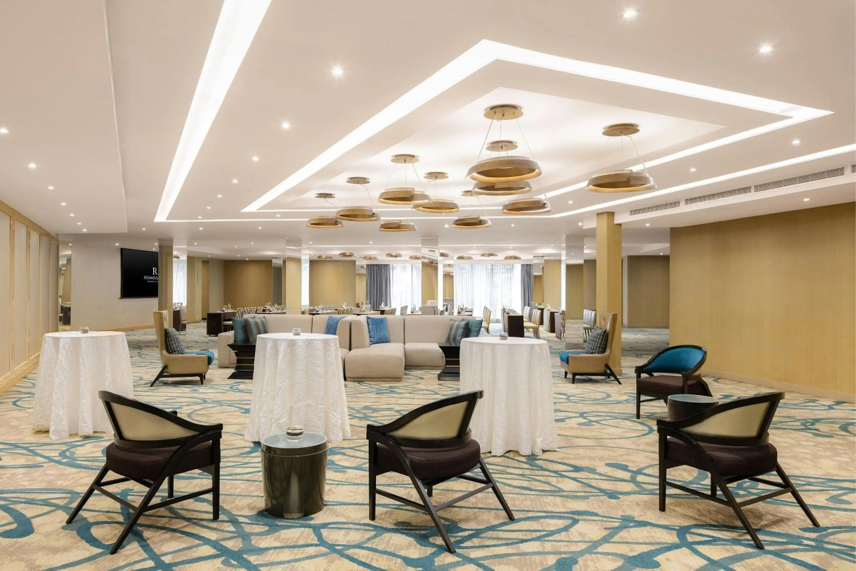 Meeting/conference room in Renaissance Panama City Hotel