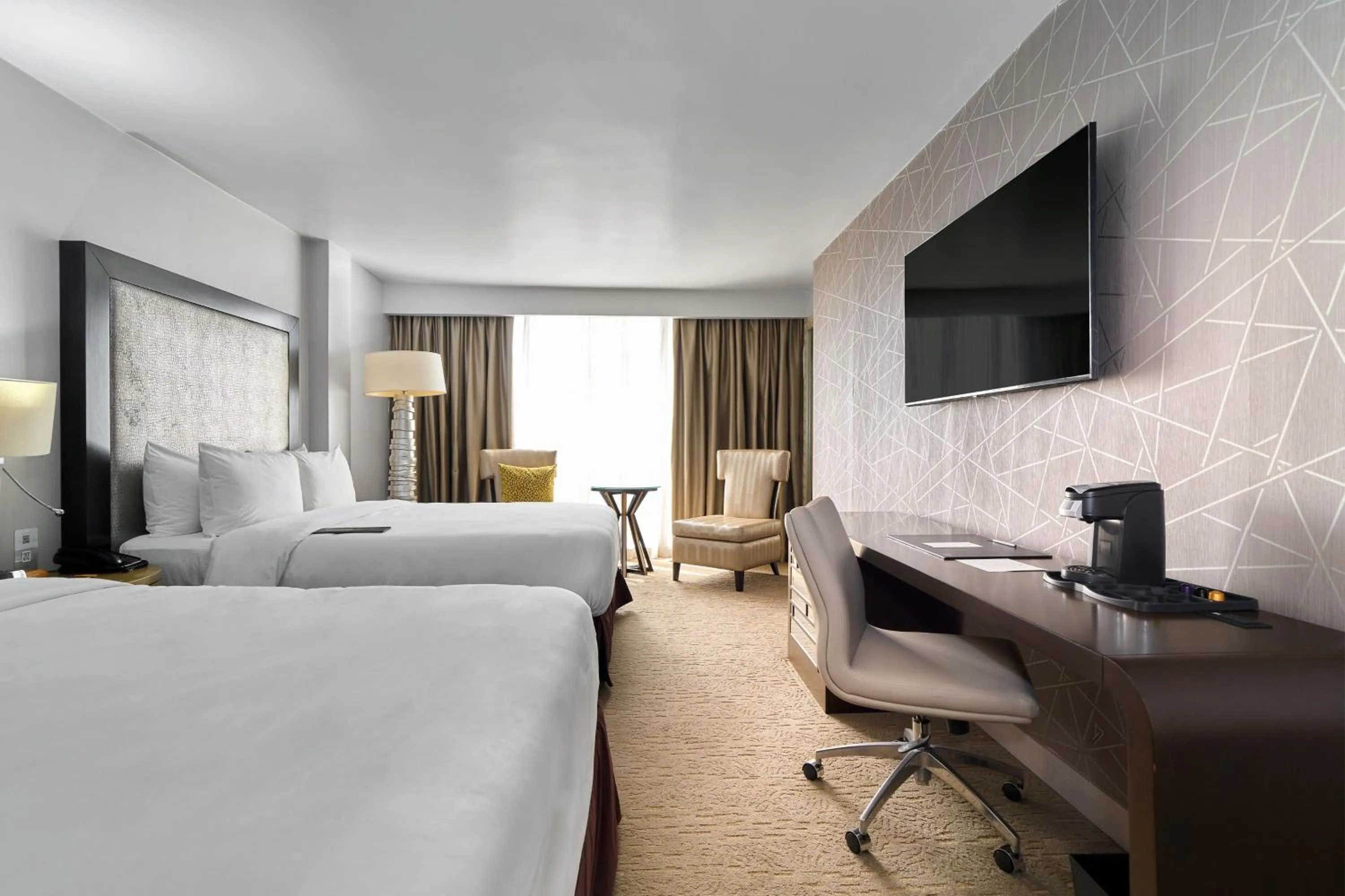 Photo of the whole room, Bed in Renaissance Panama City Hotel