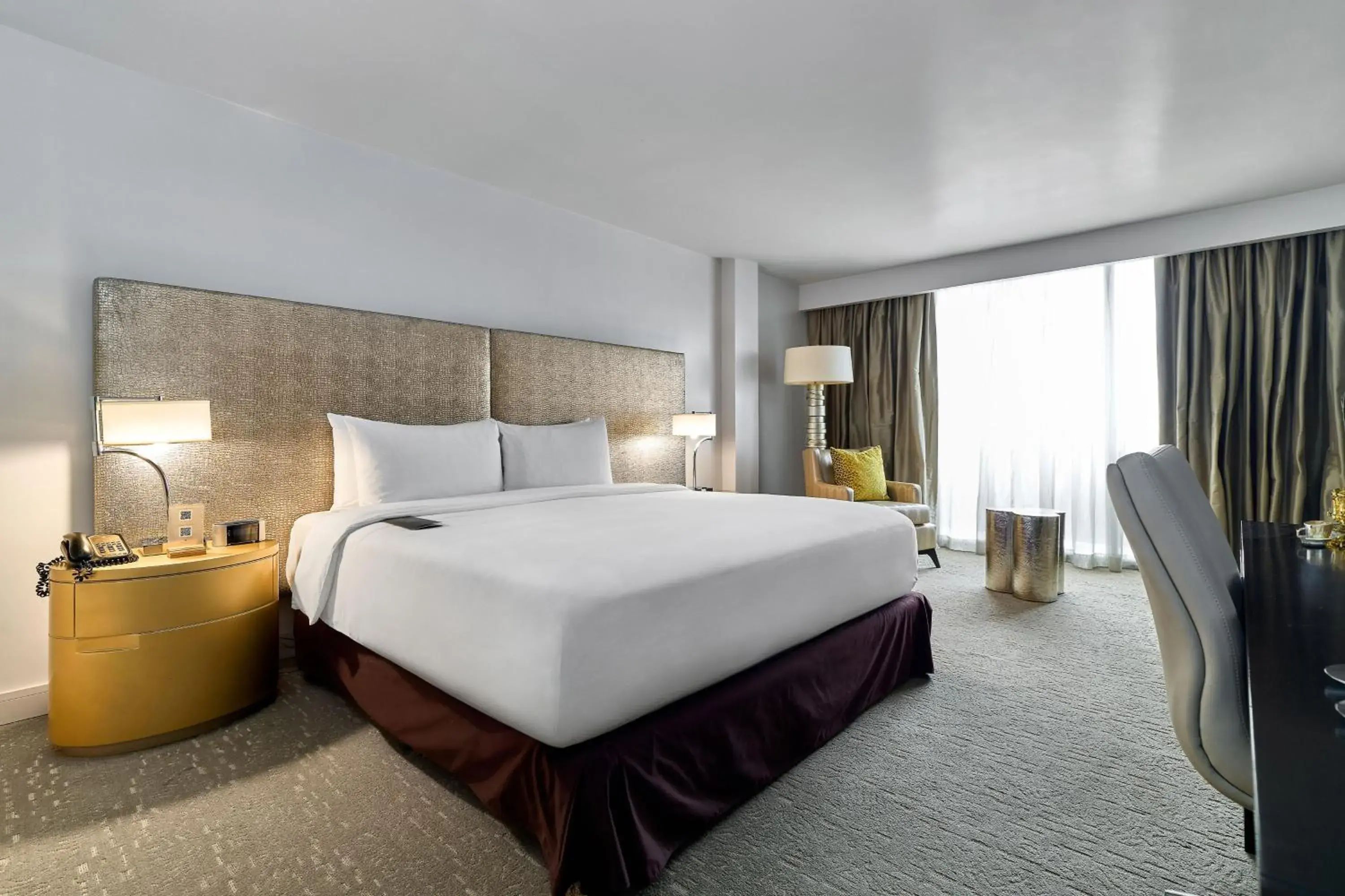 Junior King Suite A in Renaissance Panama City Hotel Junior King Suite A in Renaissance Panama City Hotel