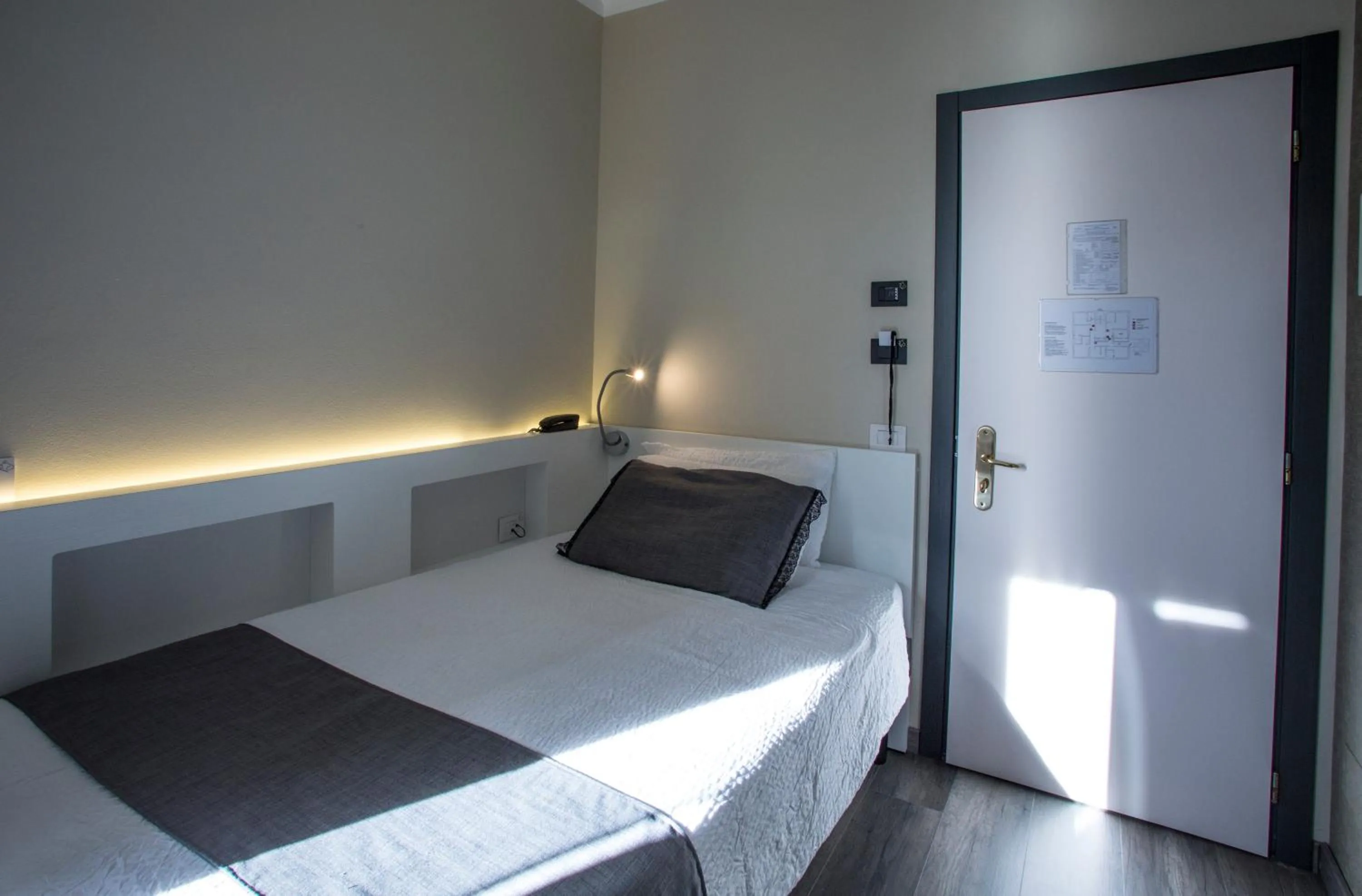 Bed in Hotel Ristorante Eurossola