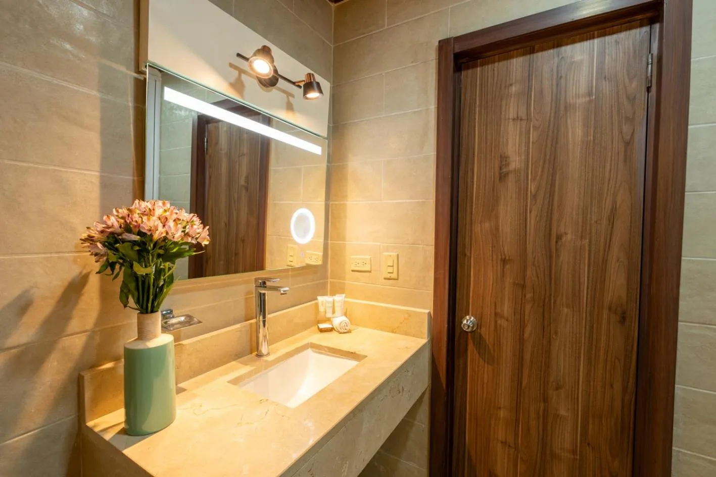 Bathroom in Hotel Faranda Guayacanes, a member of Radisson Individuals