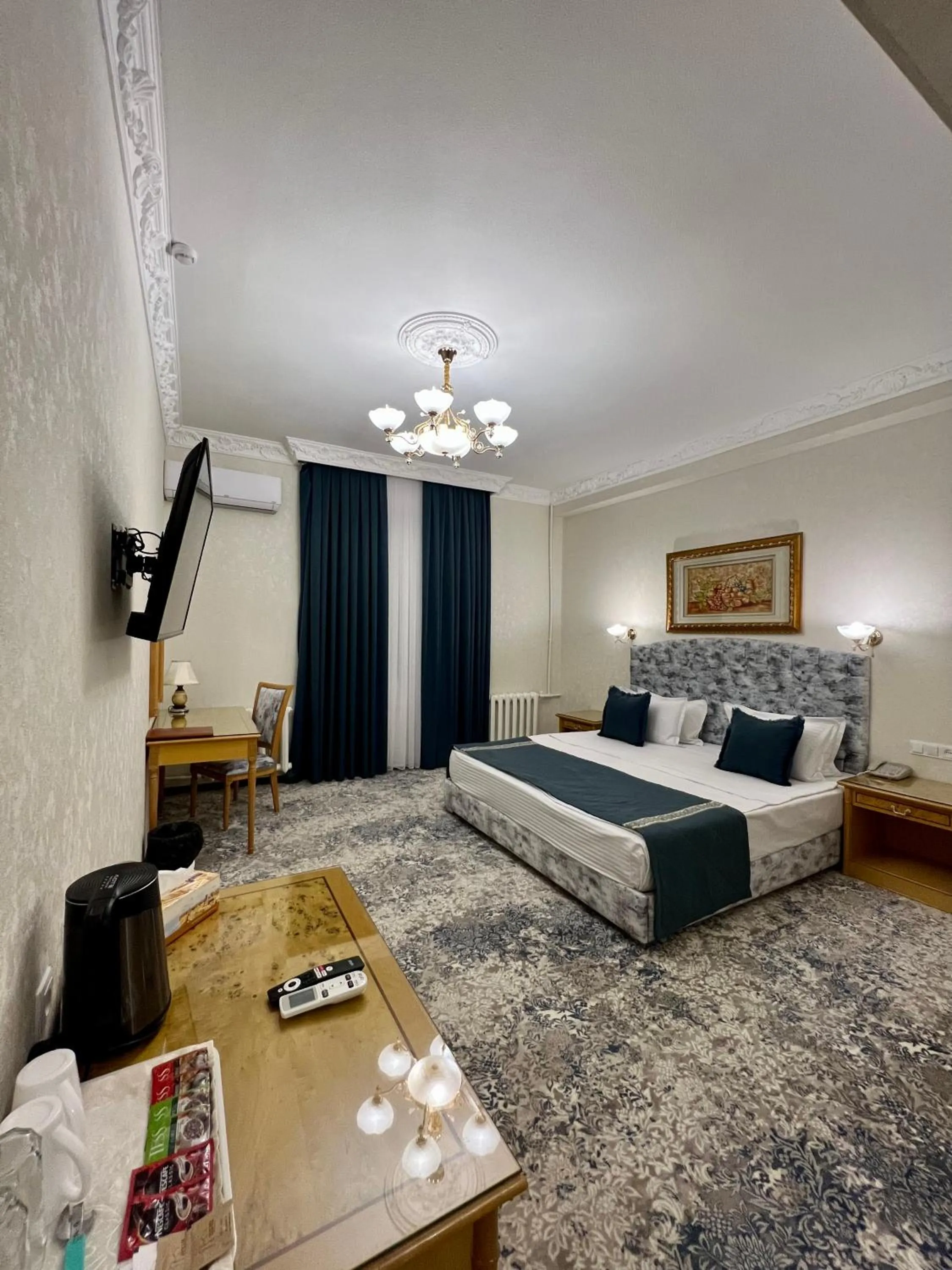 Bed in Hotel Asia Bukhara