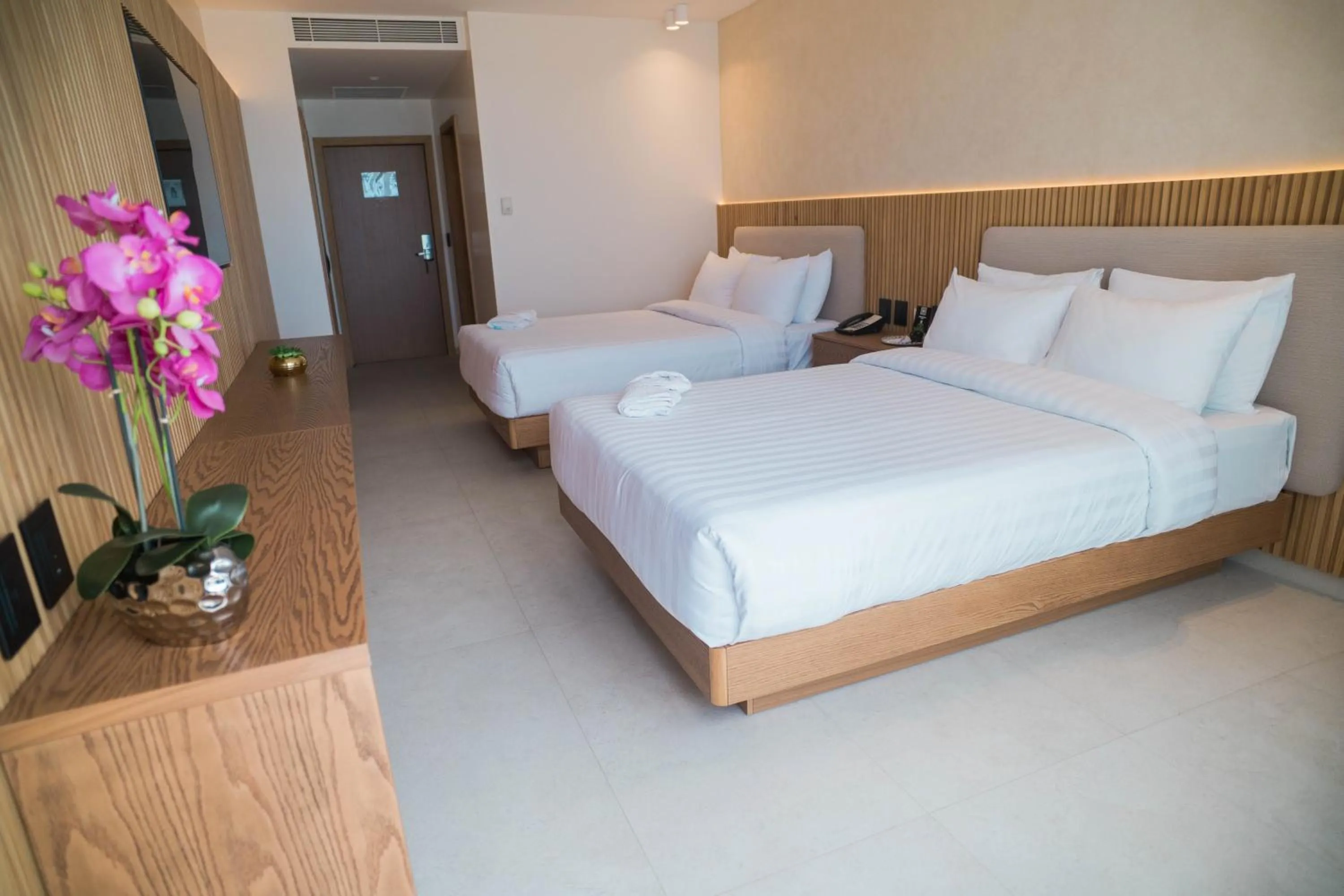 Bed in MantaHost Hotel