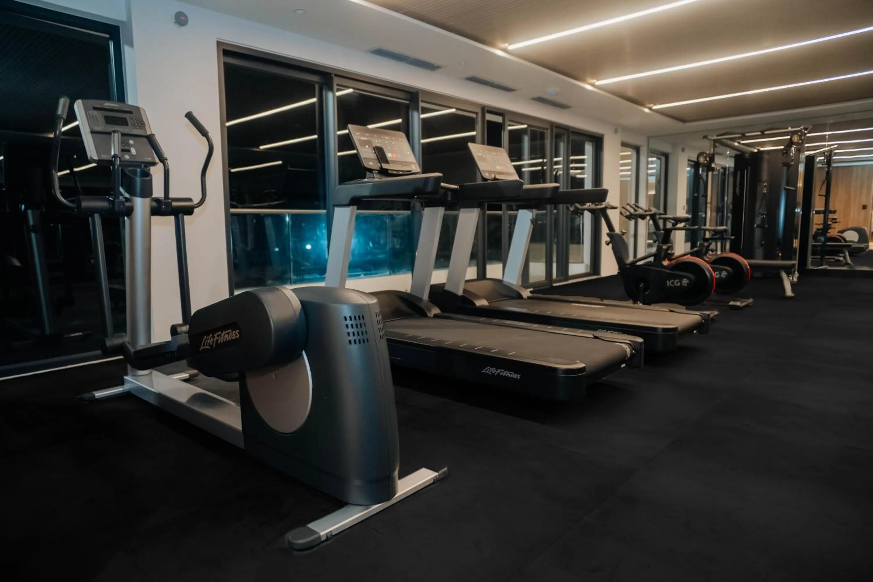 Fitness centre/facilities in MantaHost Hotel