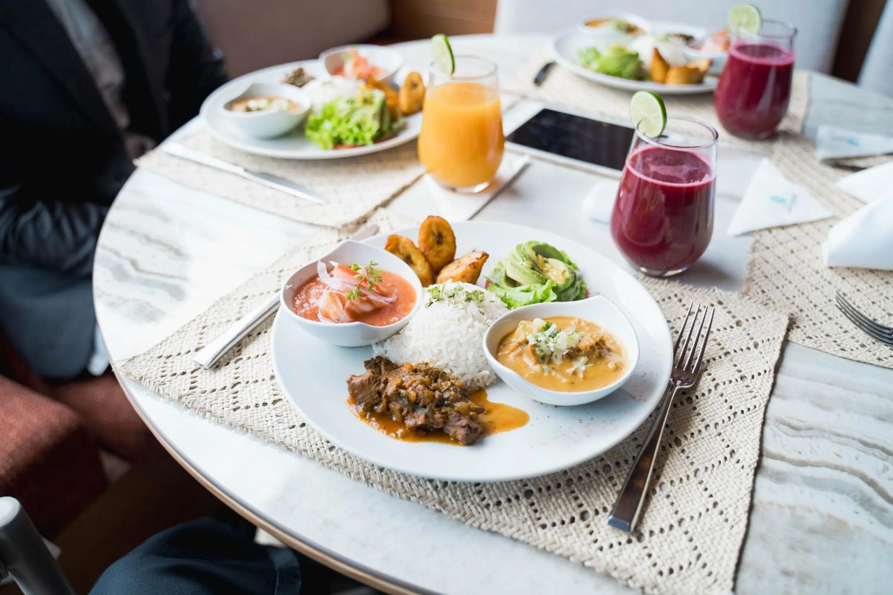 Breakfast in MantaHost Hotel