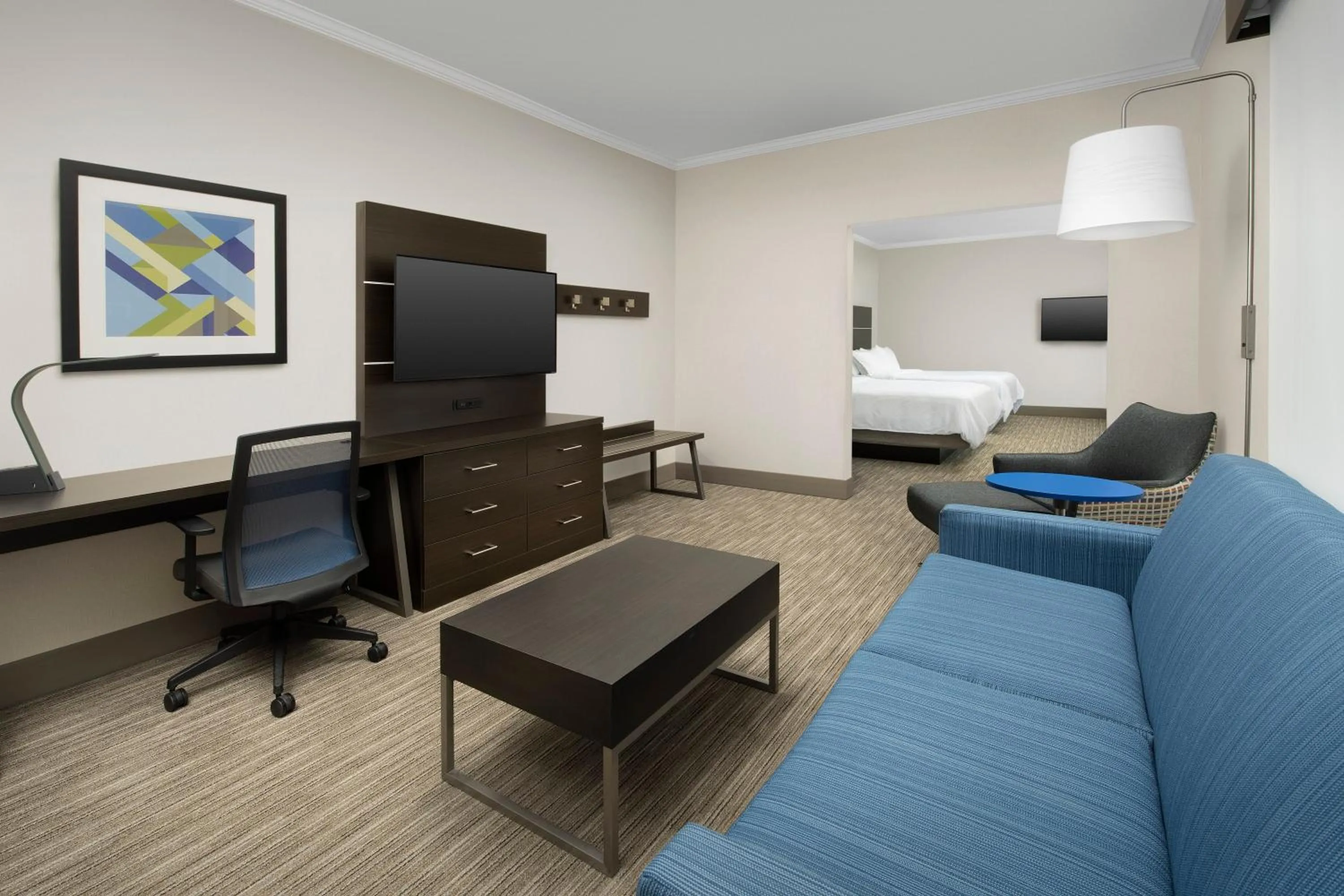 Photo of the whole room, Bed in Holiday Inn Express Puyallup by IHG