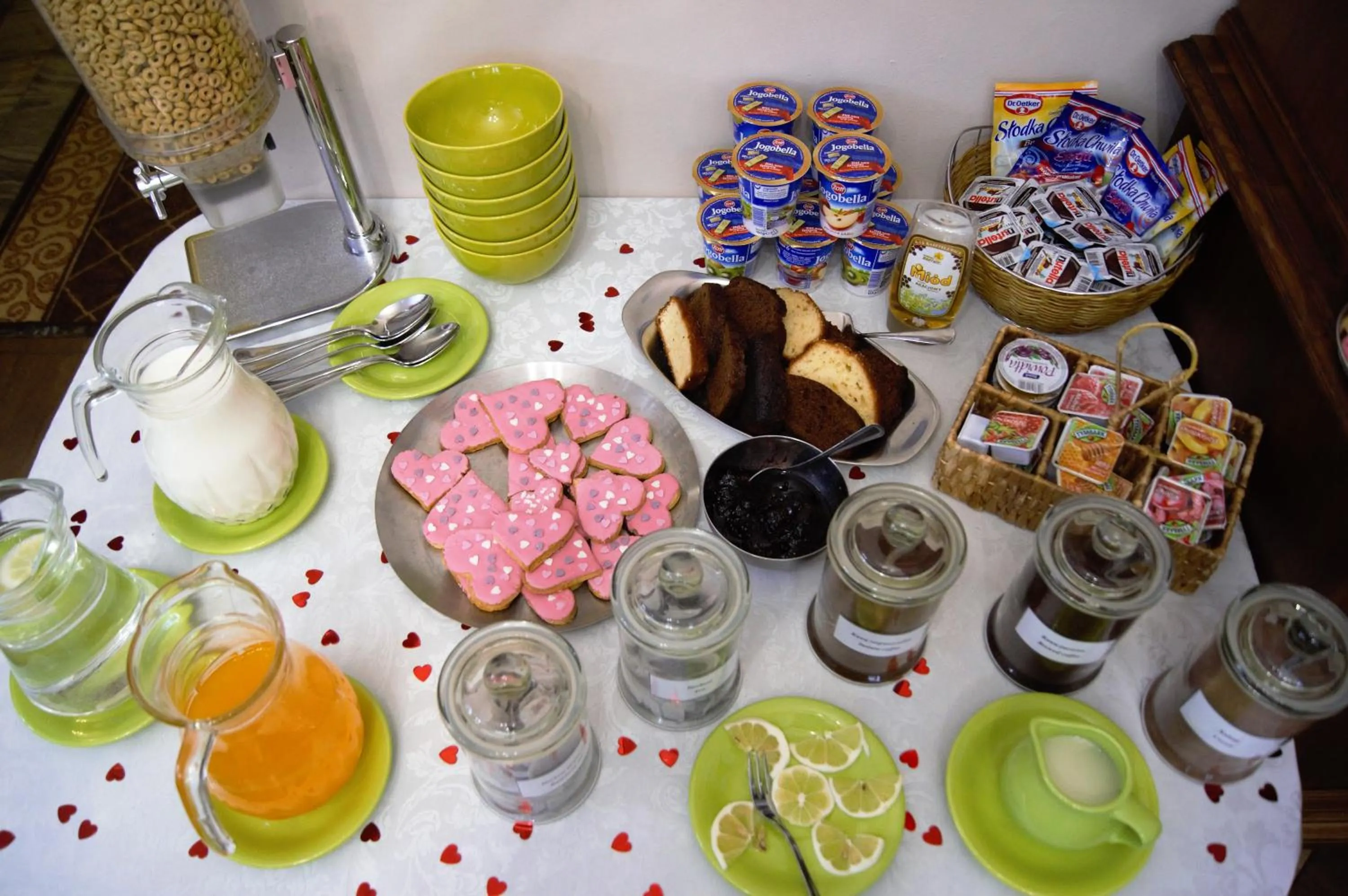 Breakfast in Green Hostel Wrocław przy ZOO