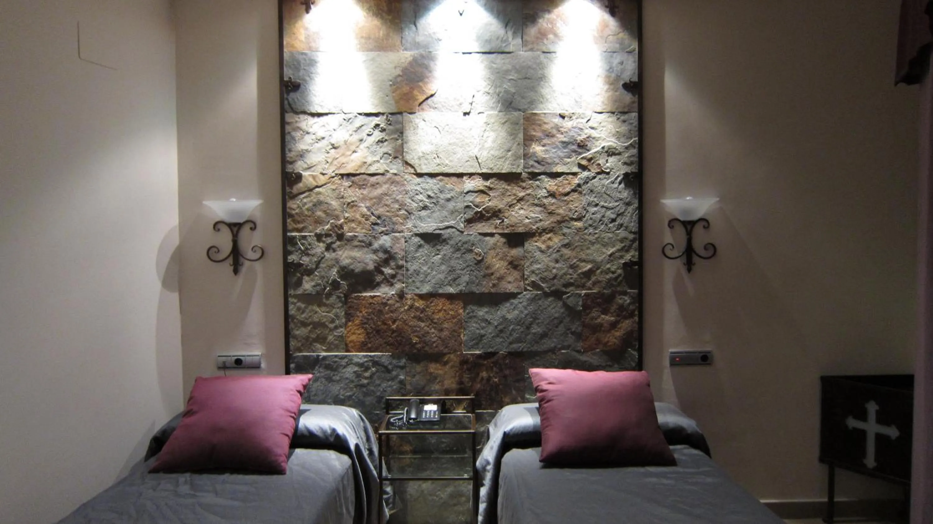 Bed in Hotel La Brasa