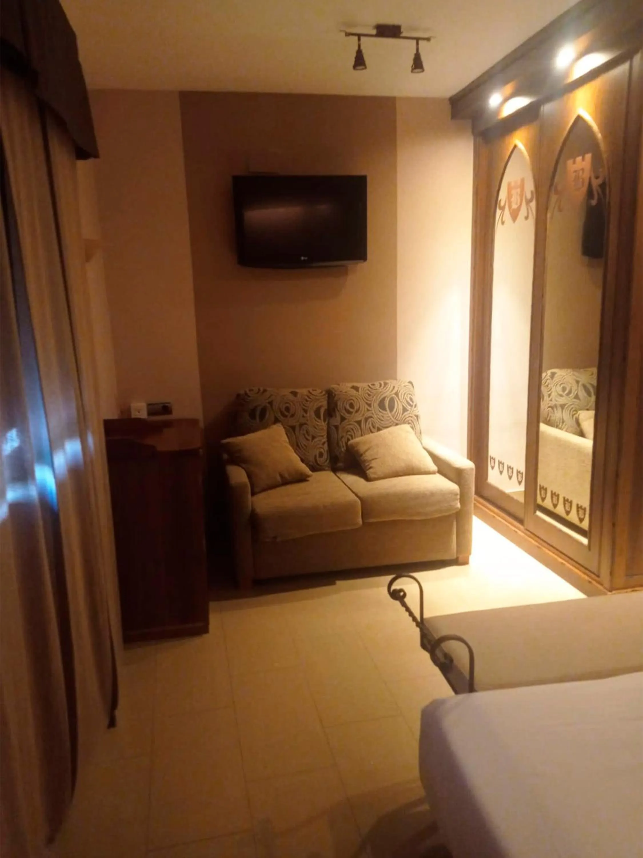 Bed in Hotel La Brasa