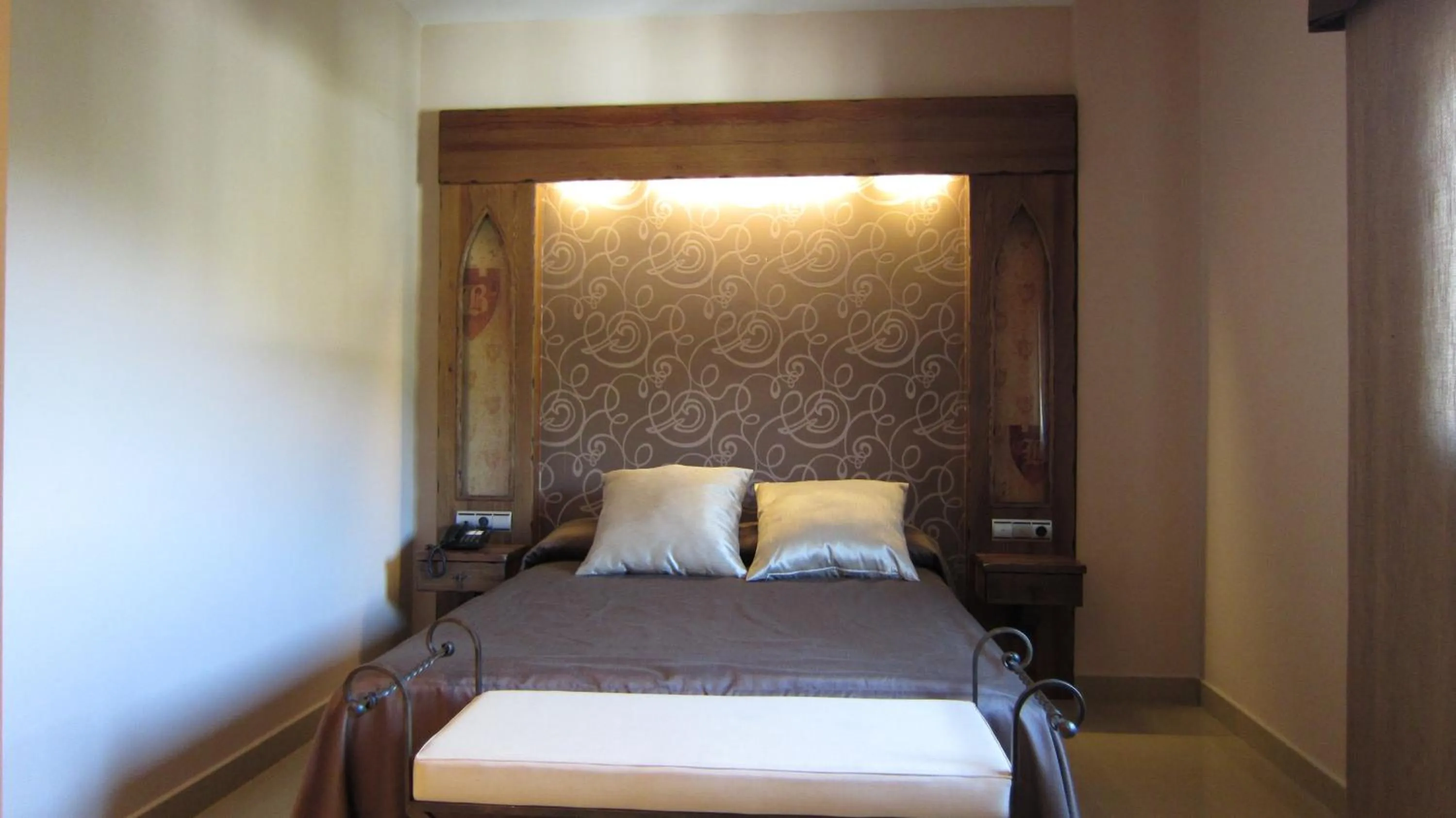 Bed in Hotel La Brasa