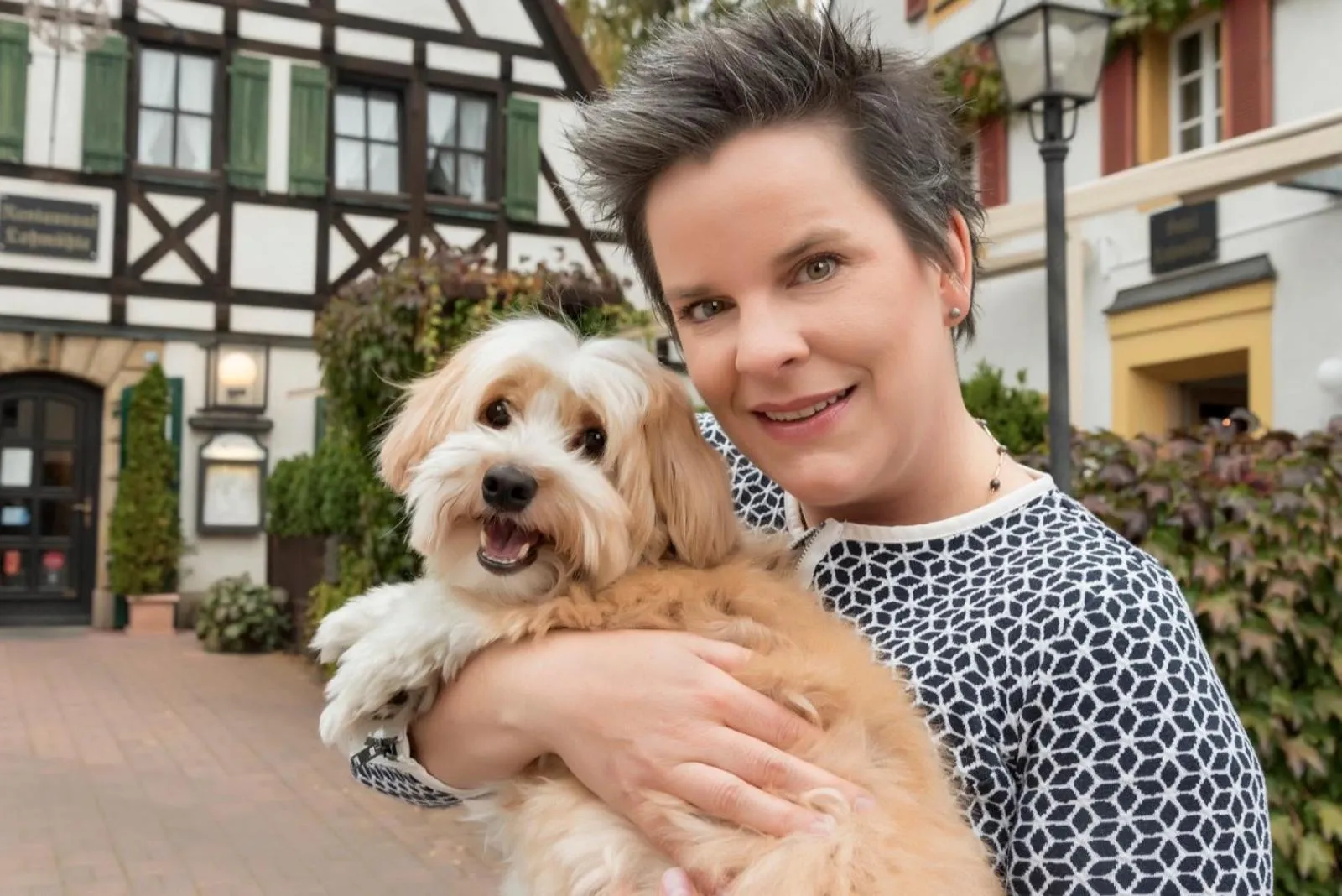 People in Hotel Restaurant Lohmühle