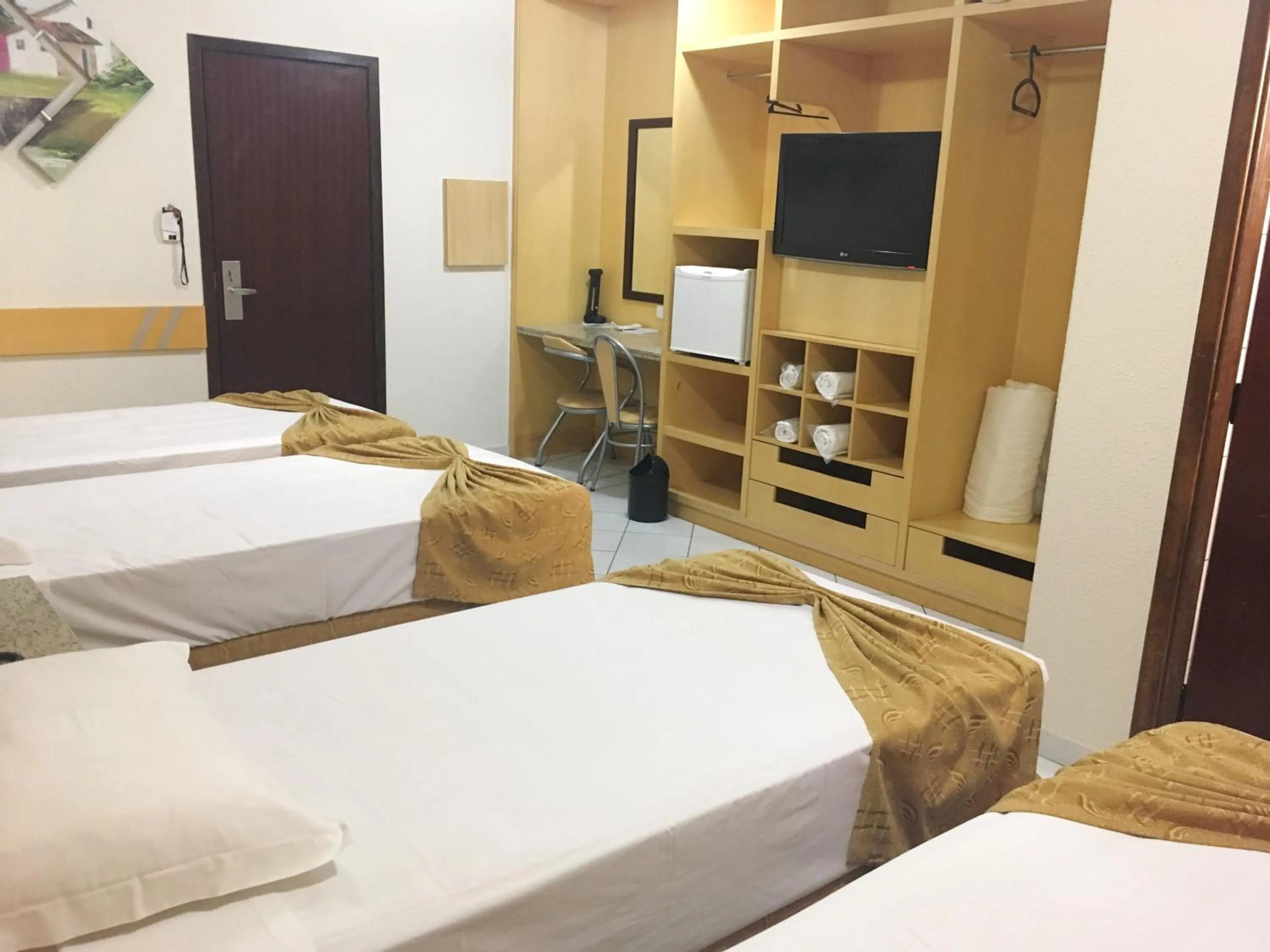 Bed in King Konfort Hotel