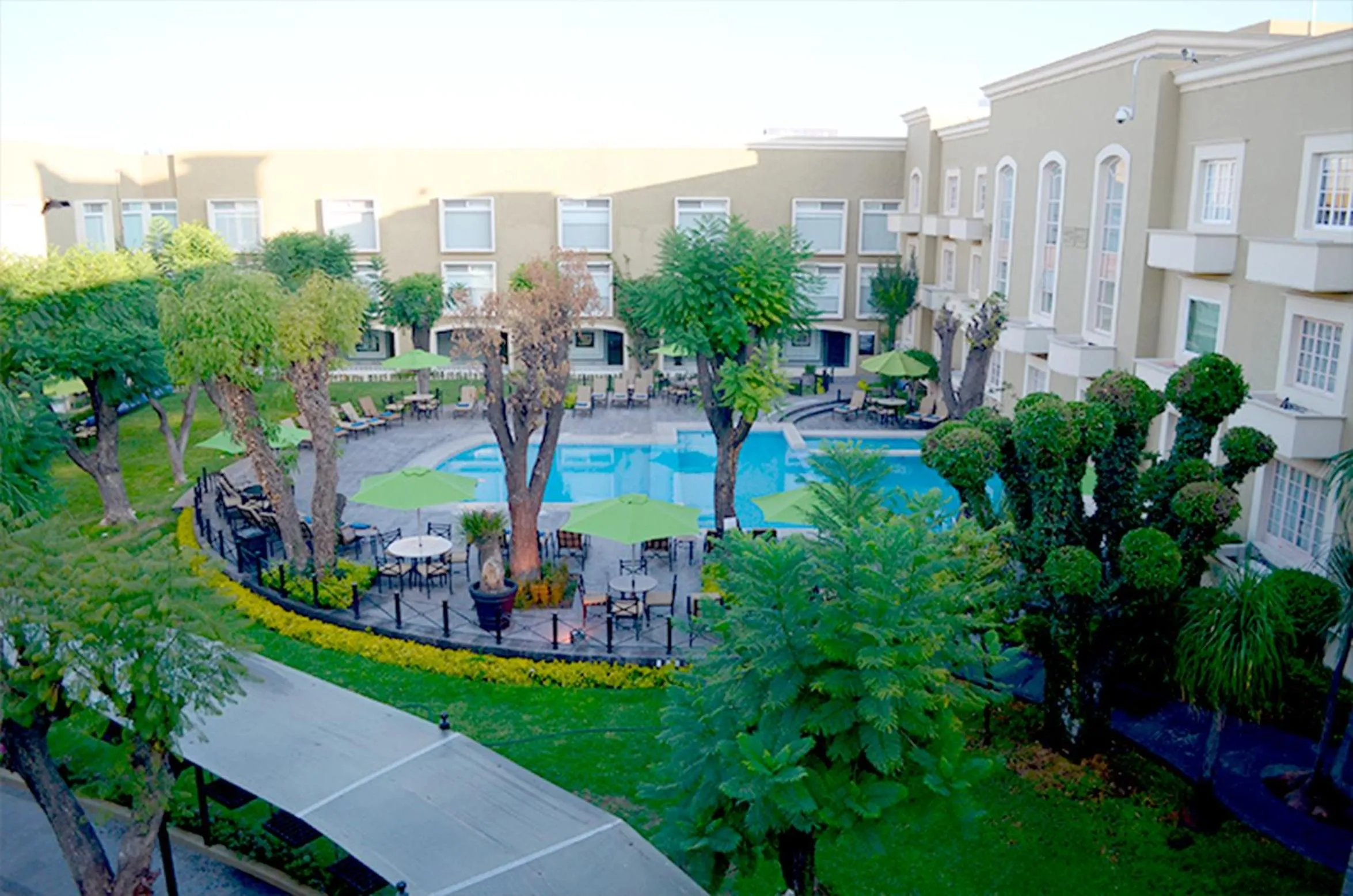 Day in Plaza Camelinas Hotel