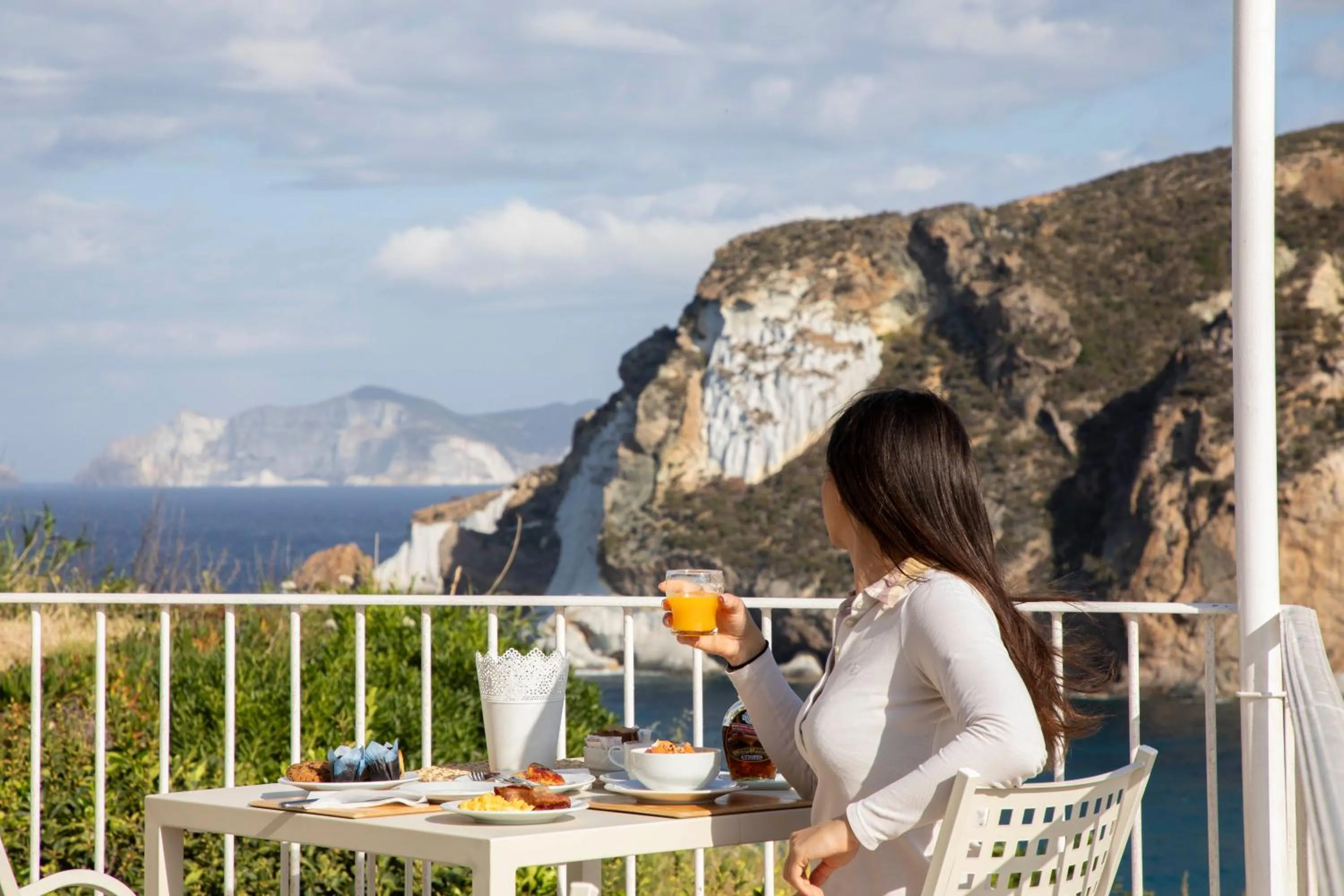 Restaurant/places to eat in Hotel Chiaia Di Luna