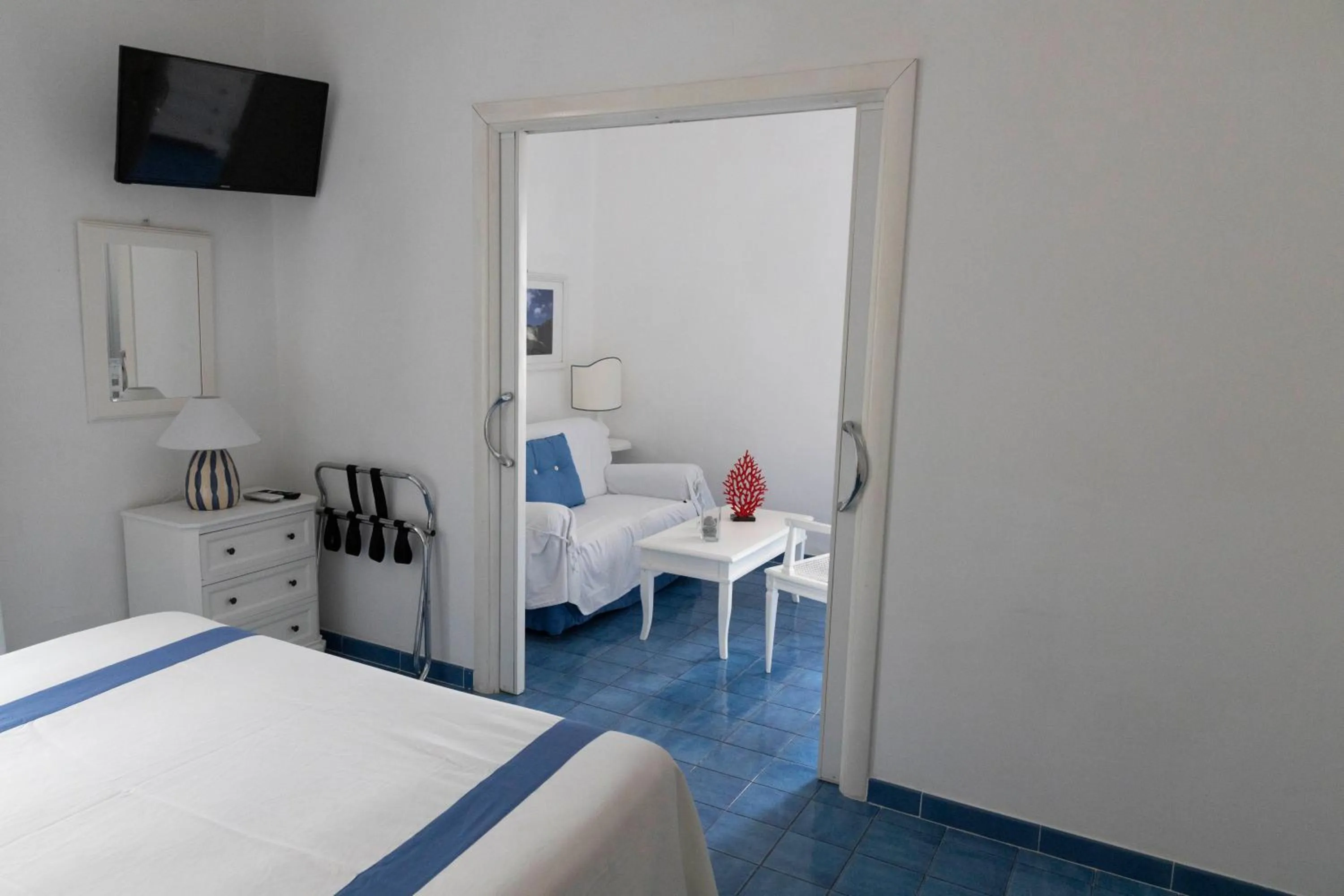 Bed in Hotel Chiaia Di Luna