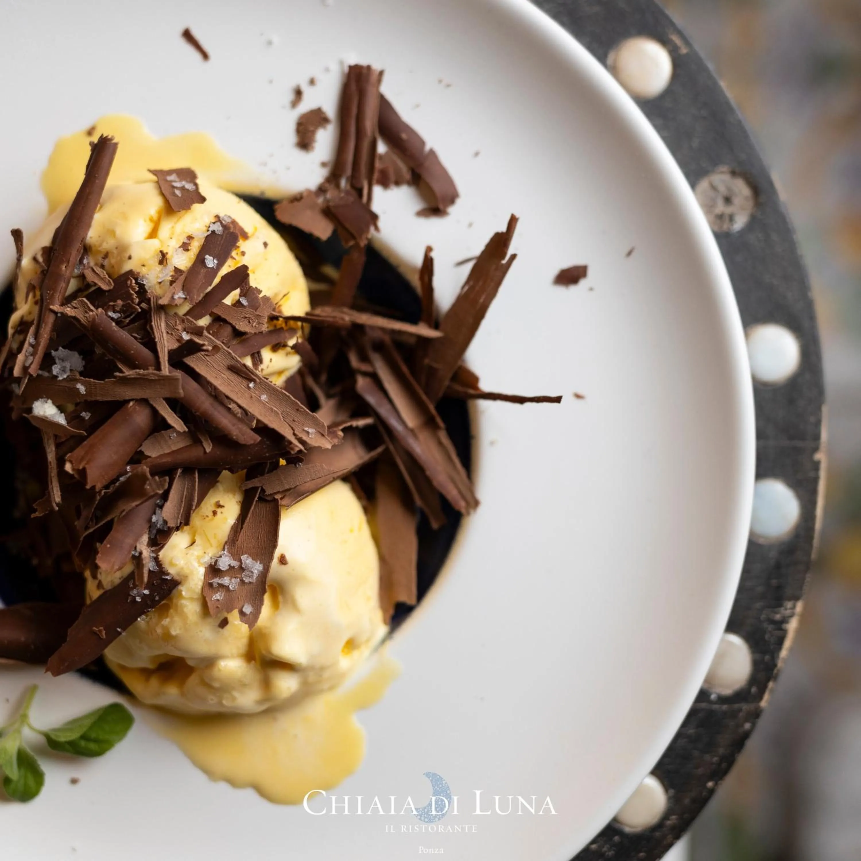 Restaurant/places to eat in Hotel Chiaia Di Luna