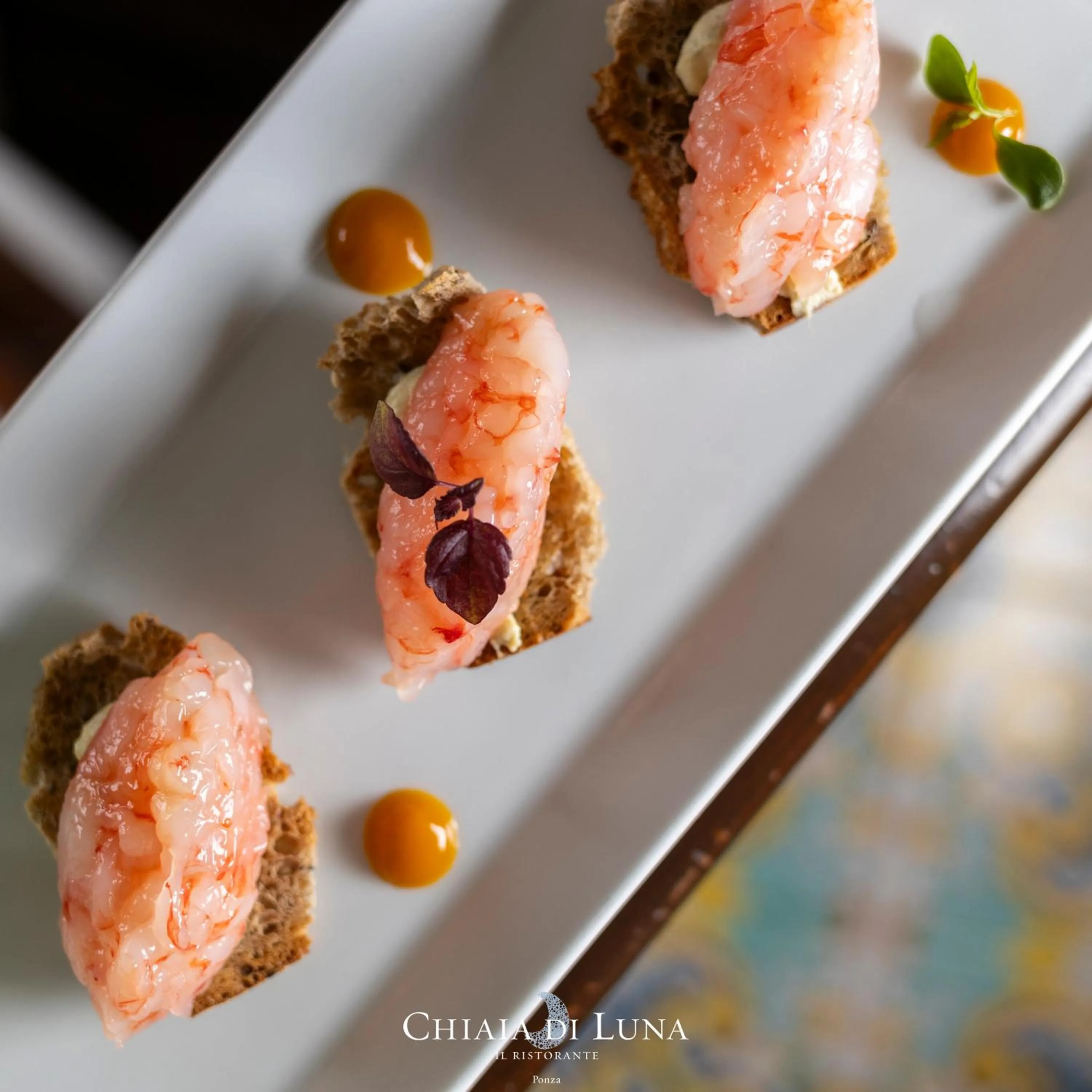 Restaurant/places to eat in Hotel Chiaia Di Luna