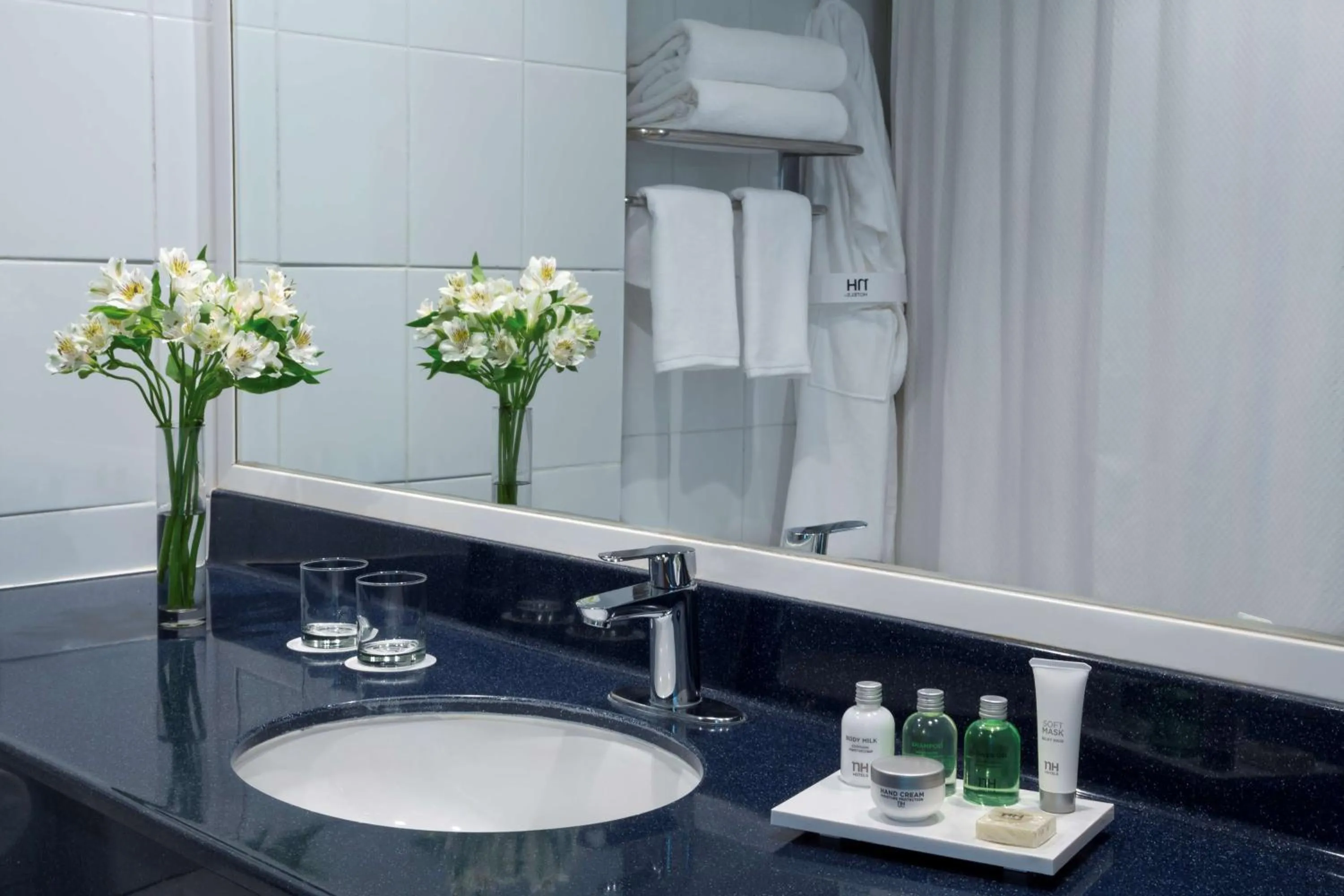 Bathroom in NH Antofagasta