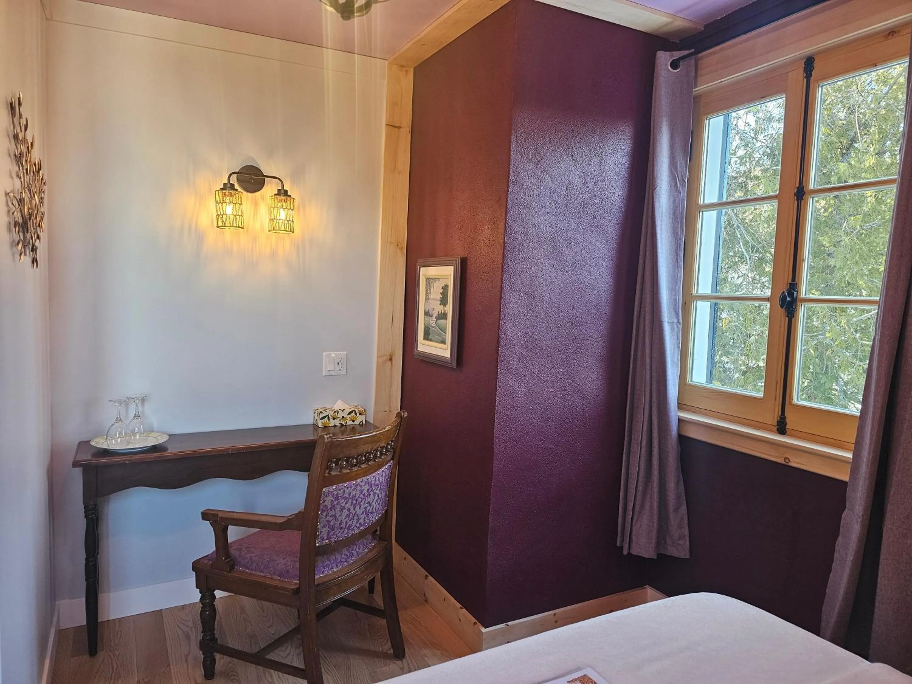 Bedroom, Bed in Auberge La Châtelaine