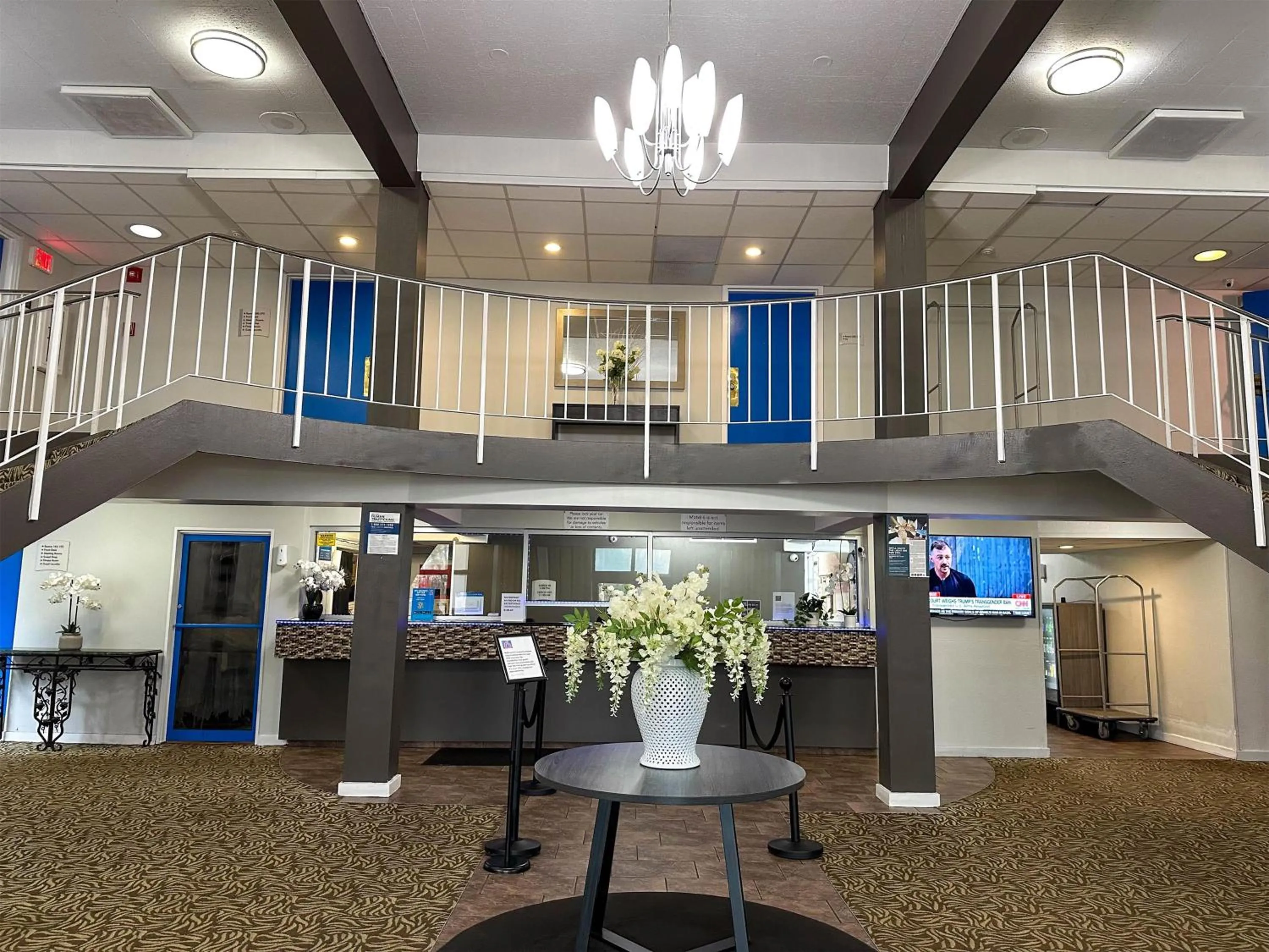 Lobby or reception in Motel 6 Rochester, NY - Airport