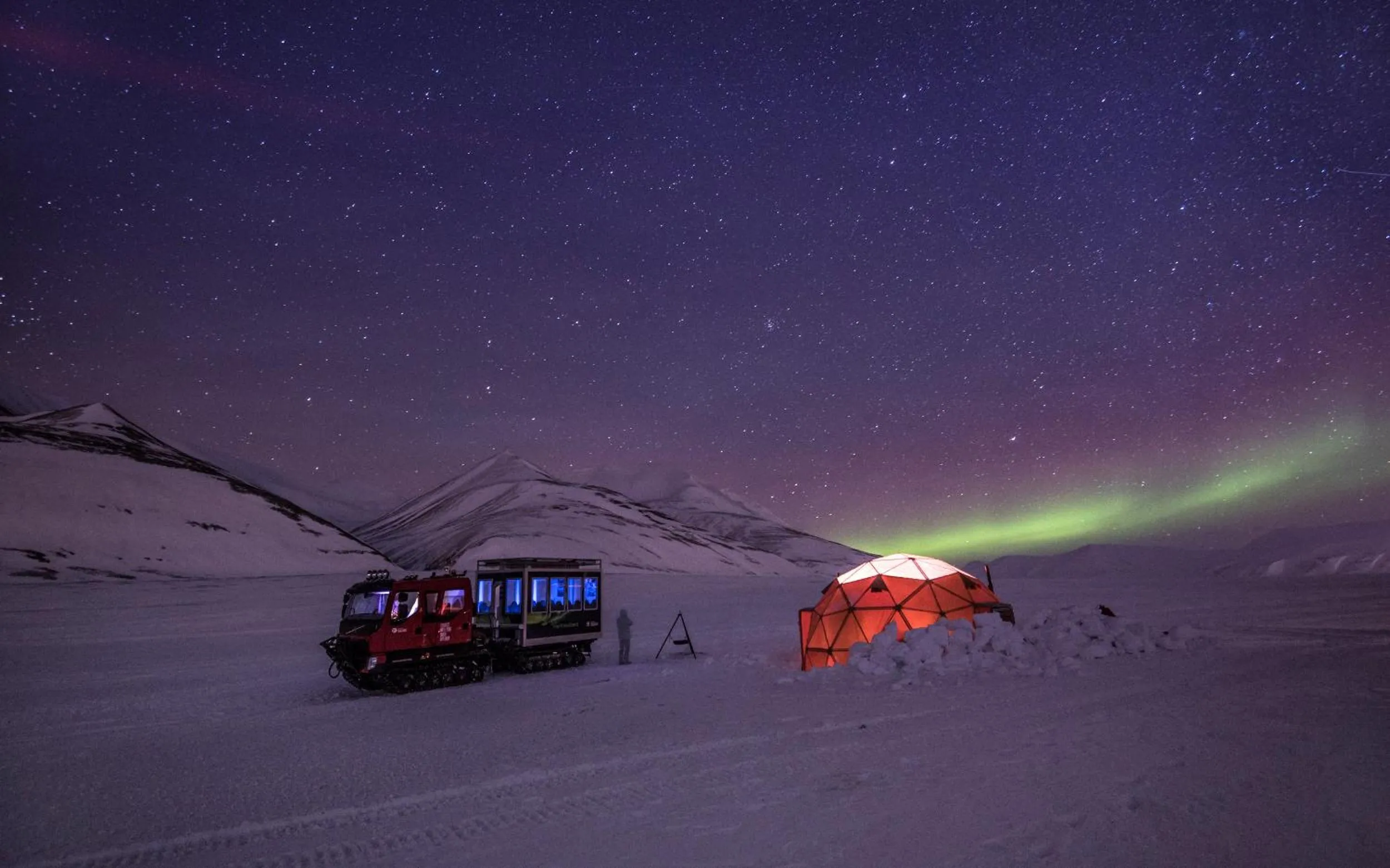 Natural landscape in Radisson Blu Polar Hotel, Spitsbergen
