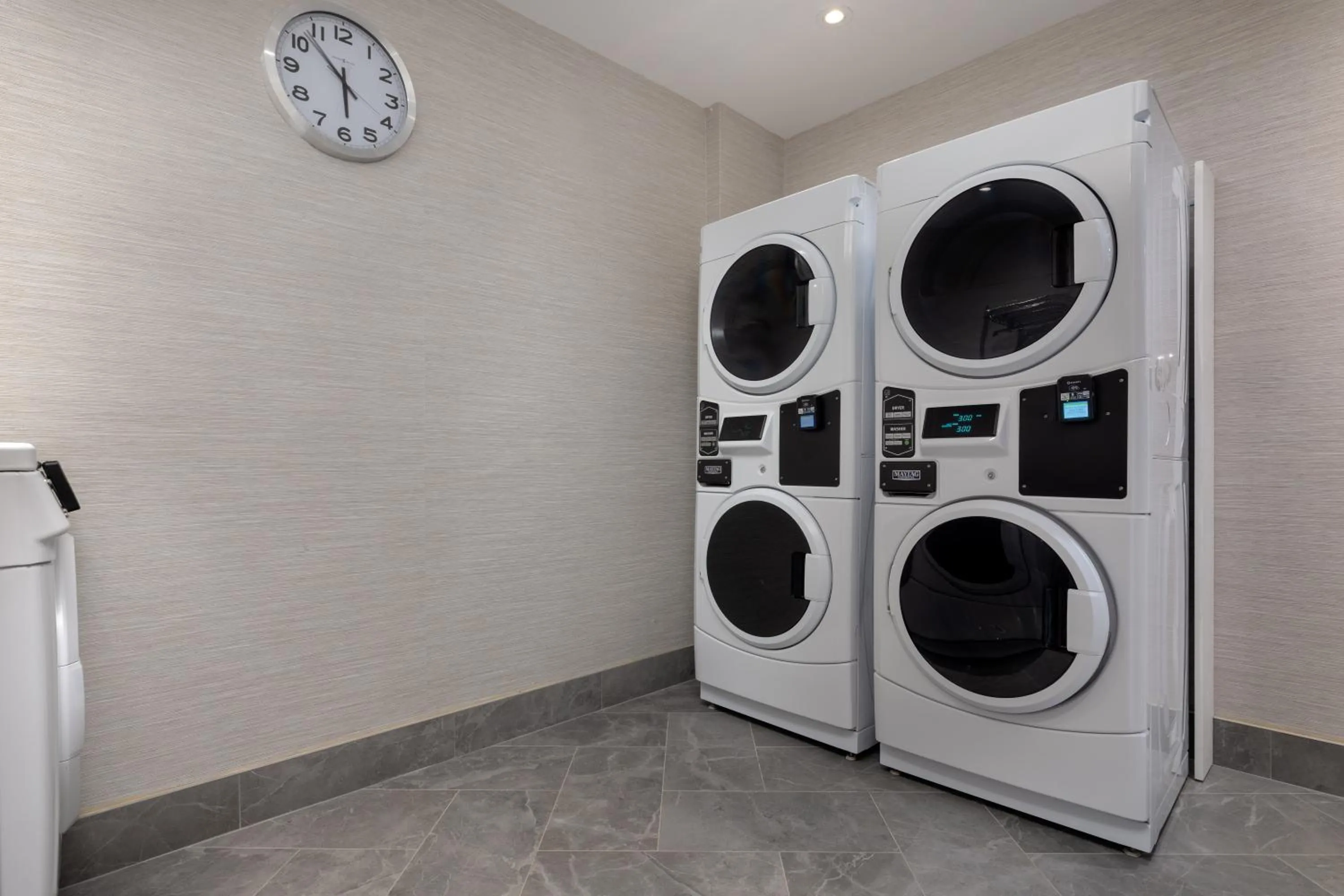 laundry in DoubleTree by Hilton Kingston - Newly Renovated