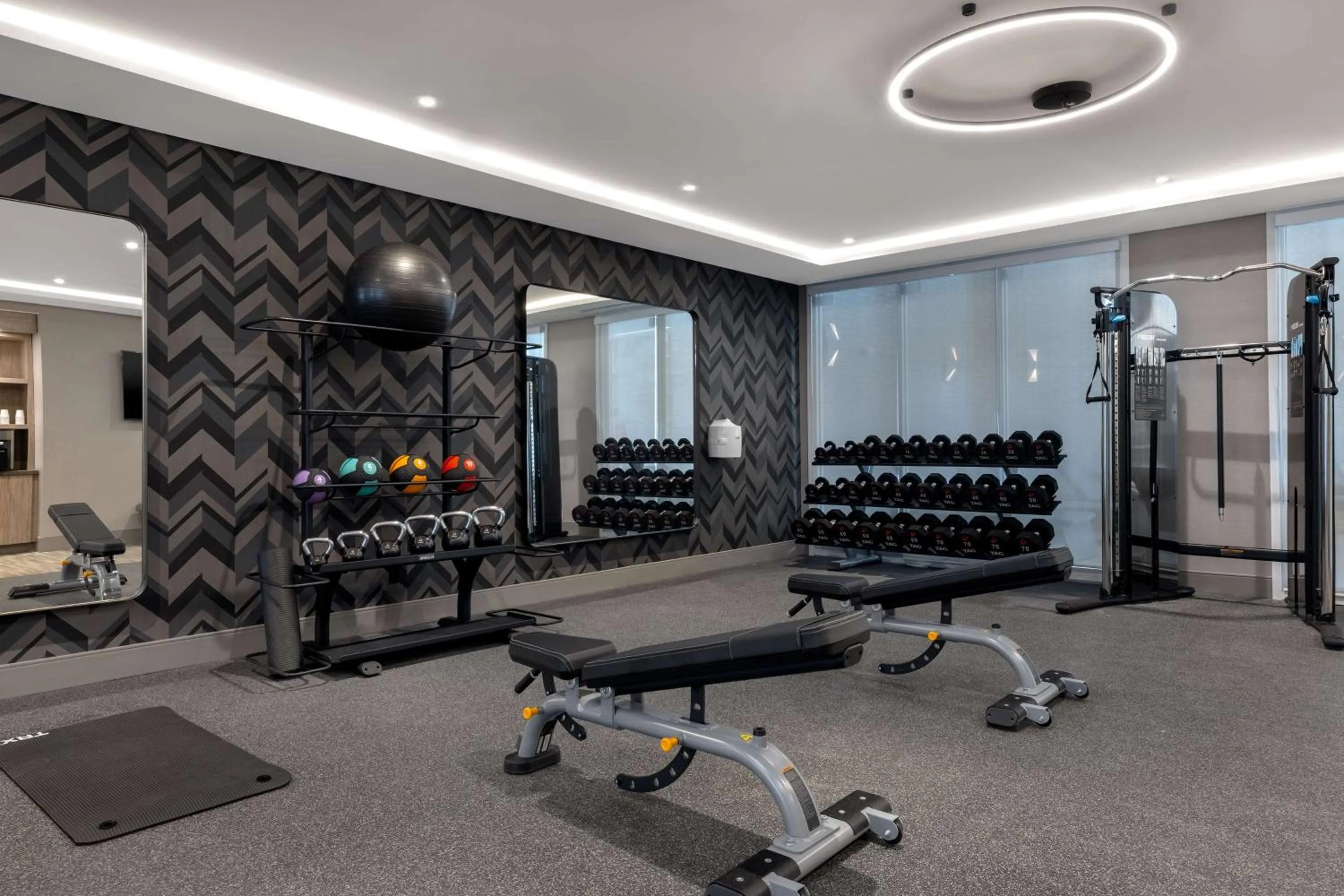 Fitness centre/facilities in DoubleTree by Hilton Kingston - Newly Renovated