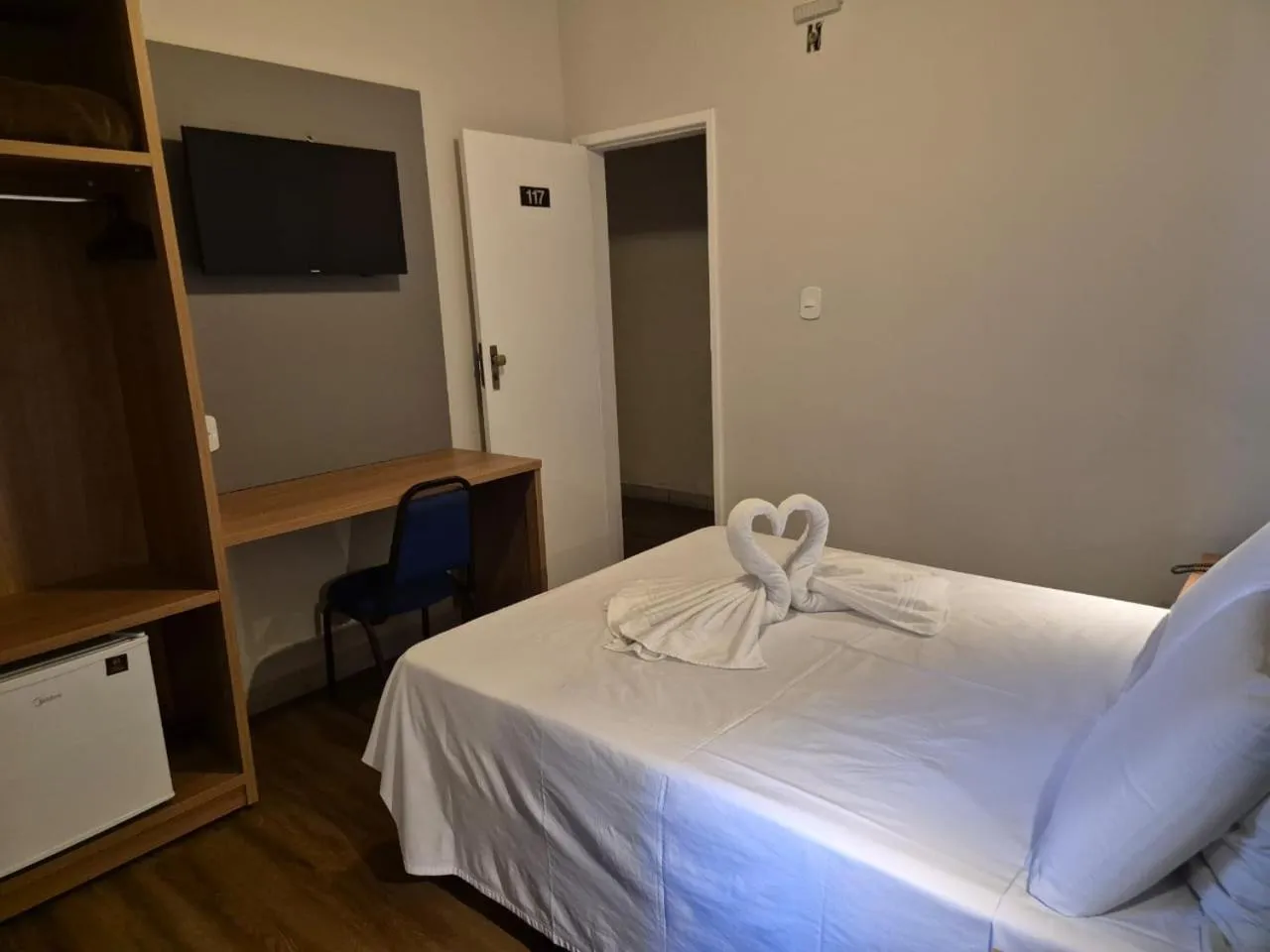 Bedroom, Bed in Panorama Hotel